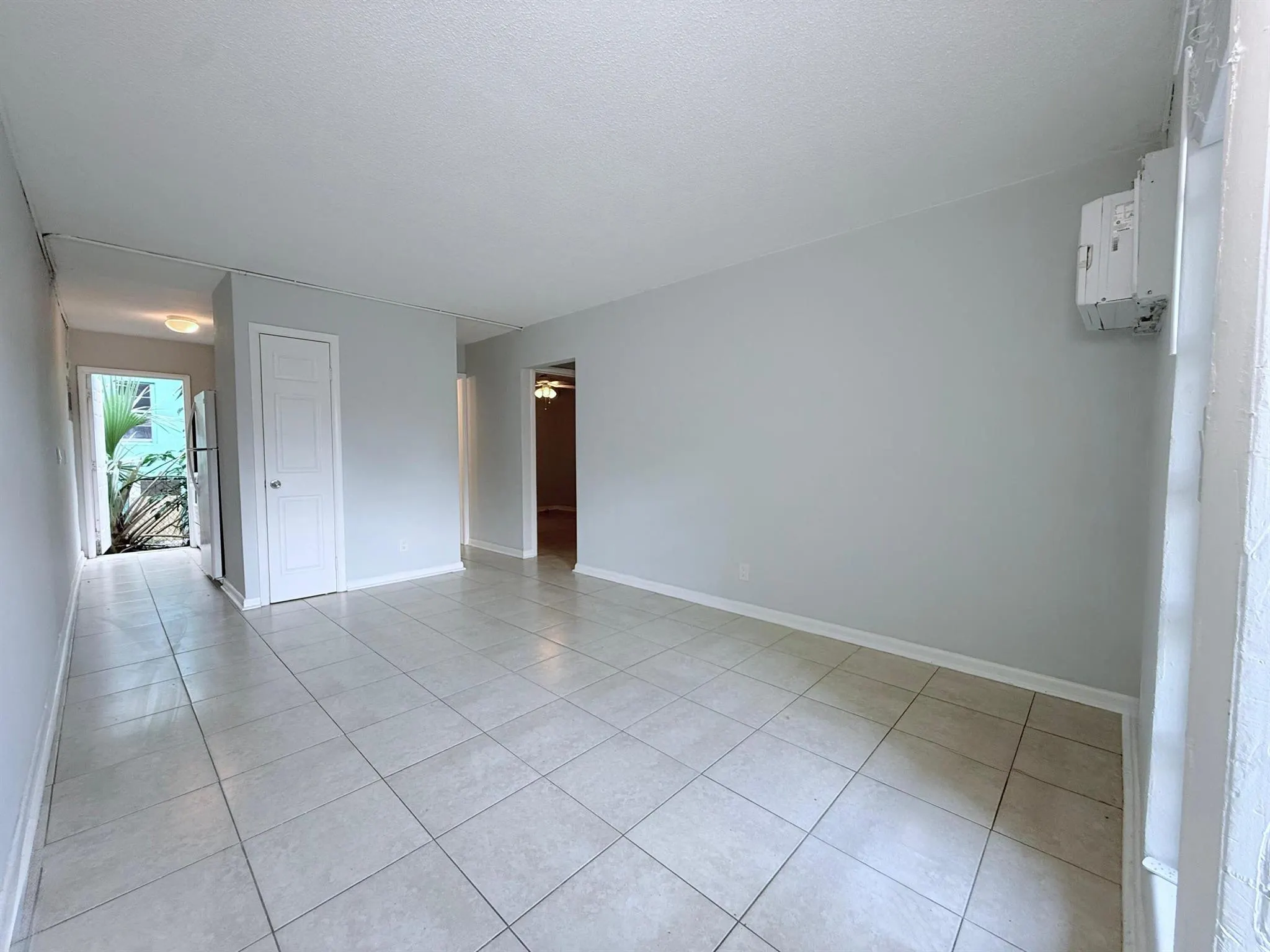 809 2nd Street, #3