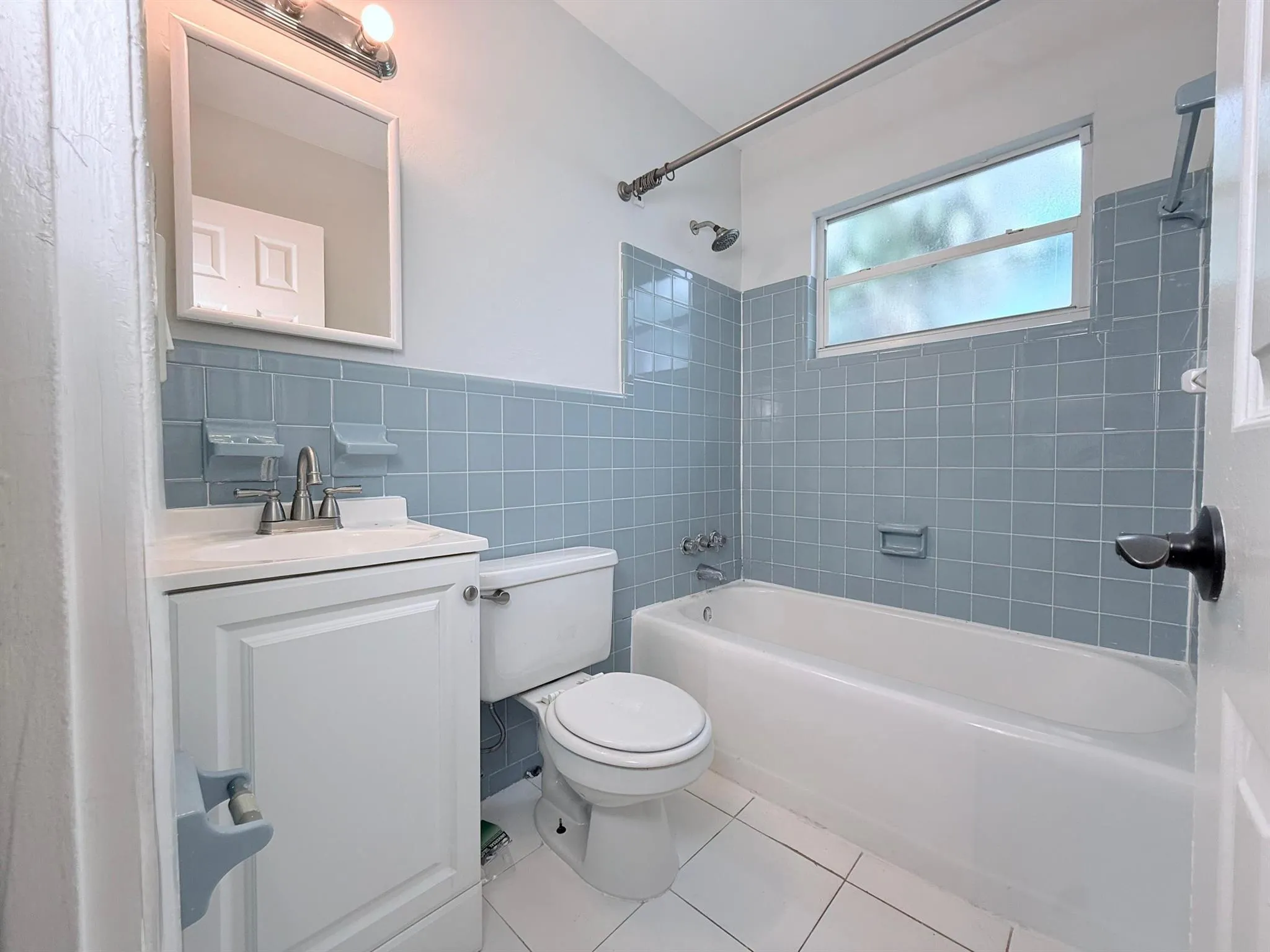 809 2nd Street, #3