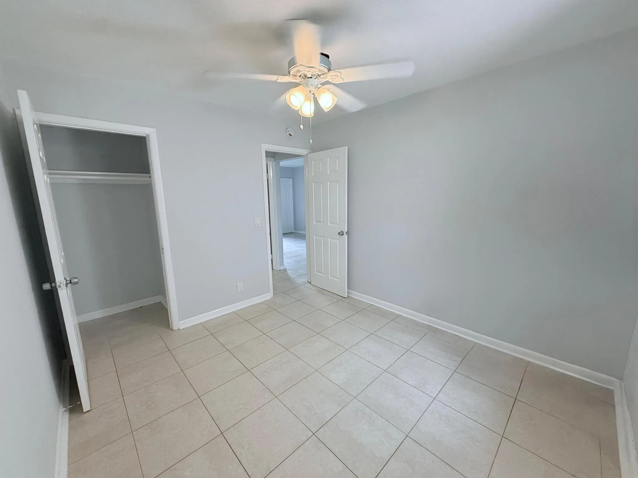 809 2nd Street, #3