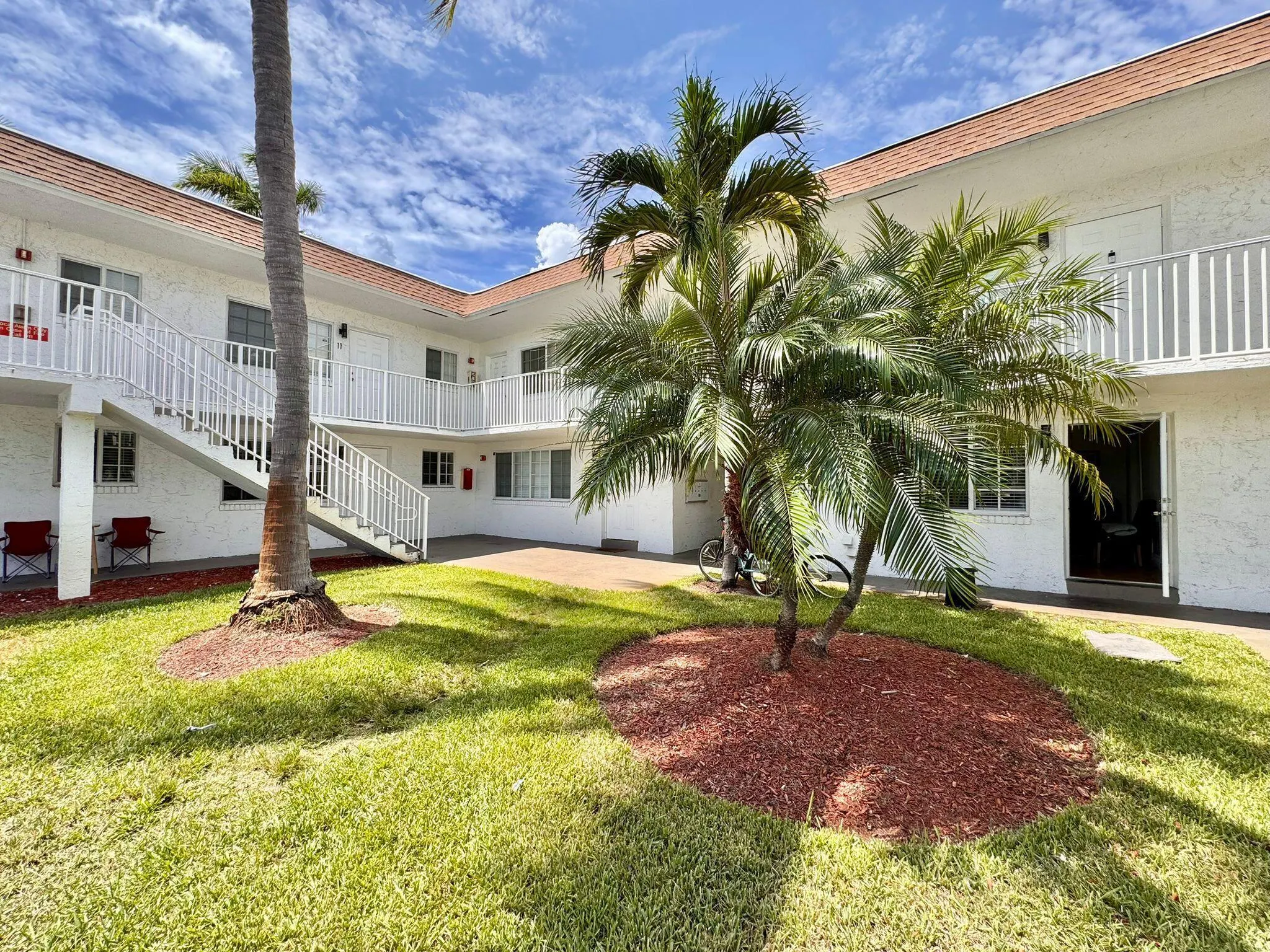1651 NE 33rd Street, #7