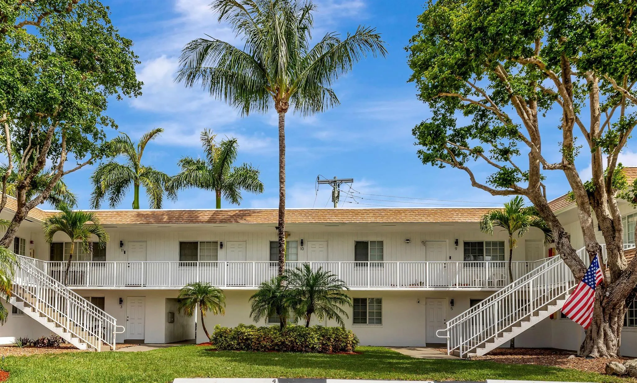 1651 NE 33rd Street, #7
