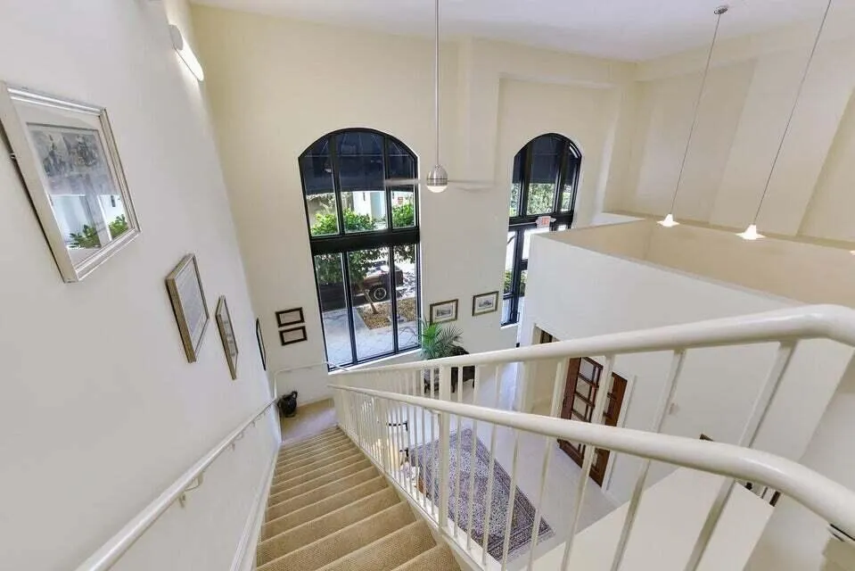 701 S Olive Avenue, #117