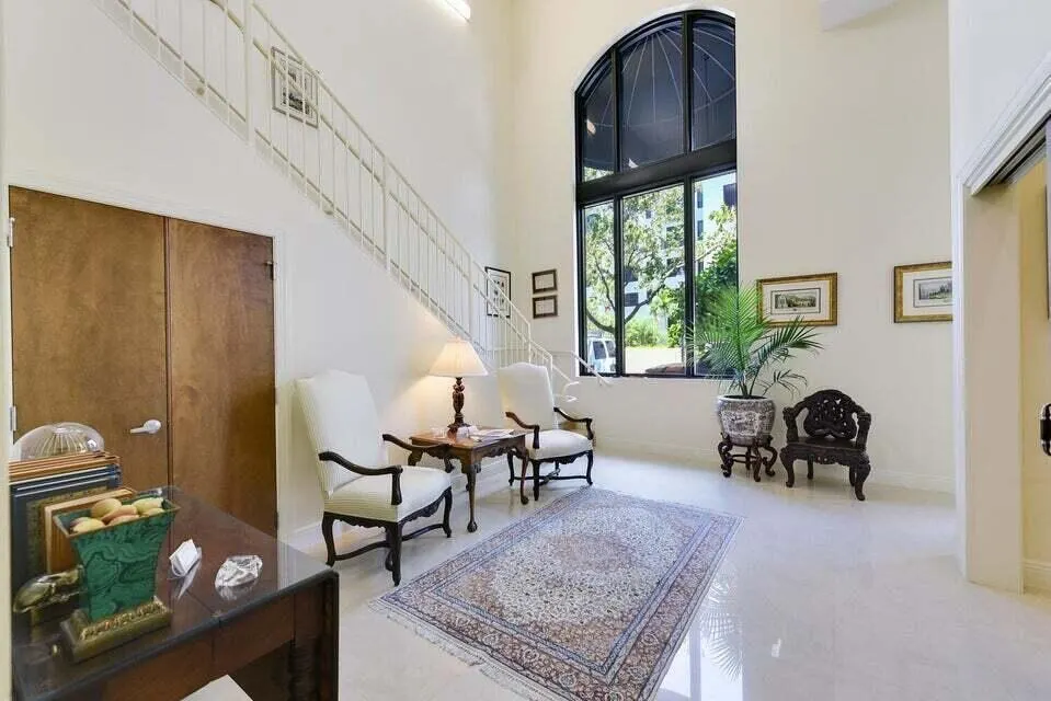 701 S Olive Avenue, #117