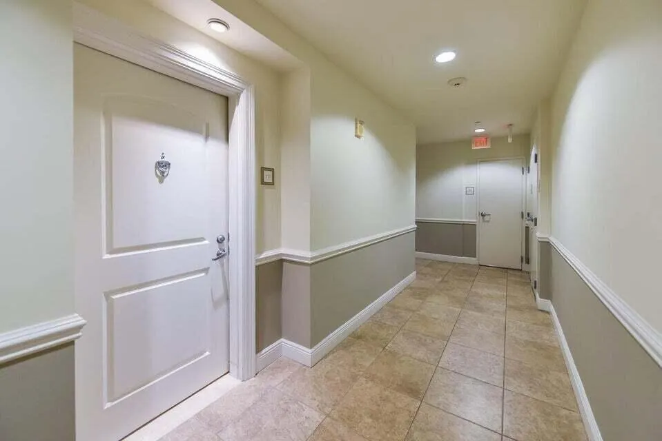 701 S Olive Avenue, #117