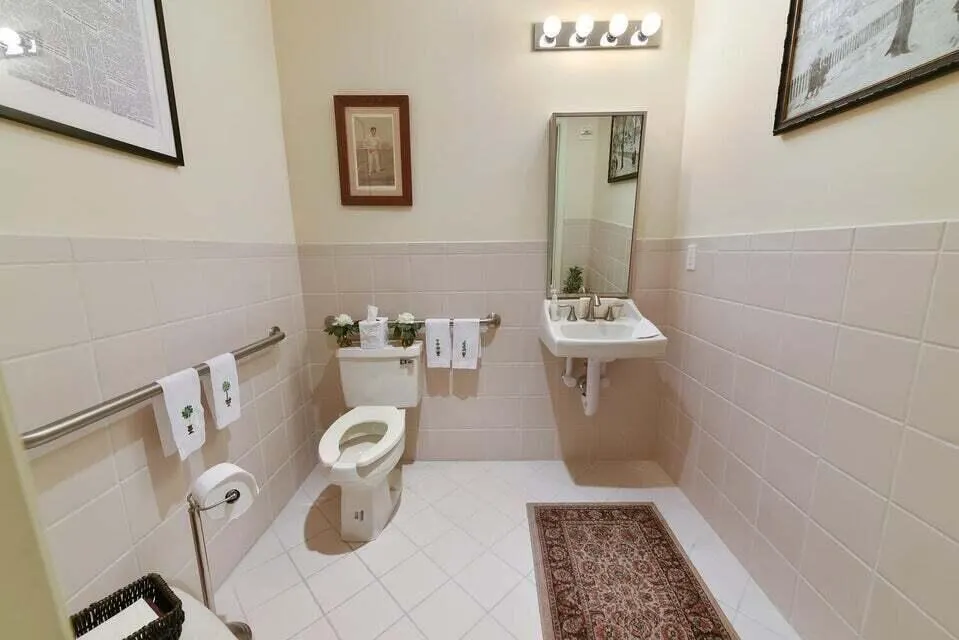 701 S Olive Avenue, #117