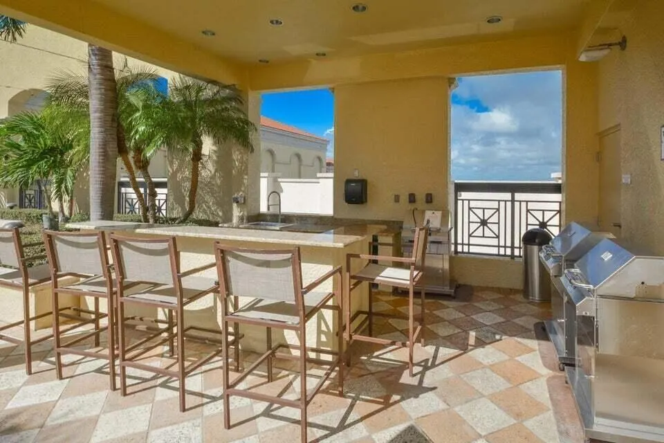 701 S Olive Avenue, #117