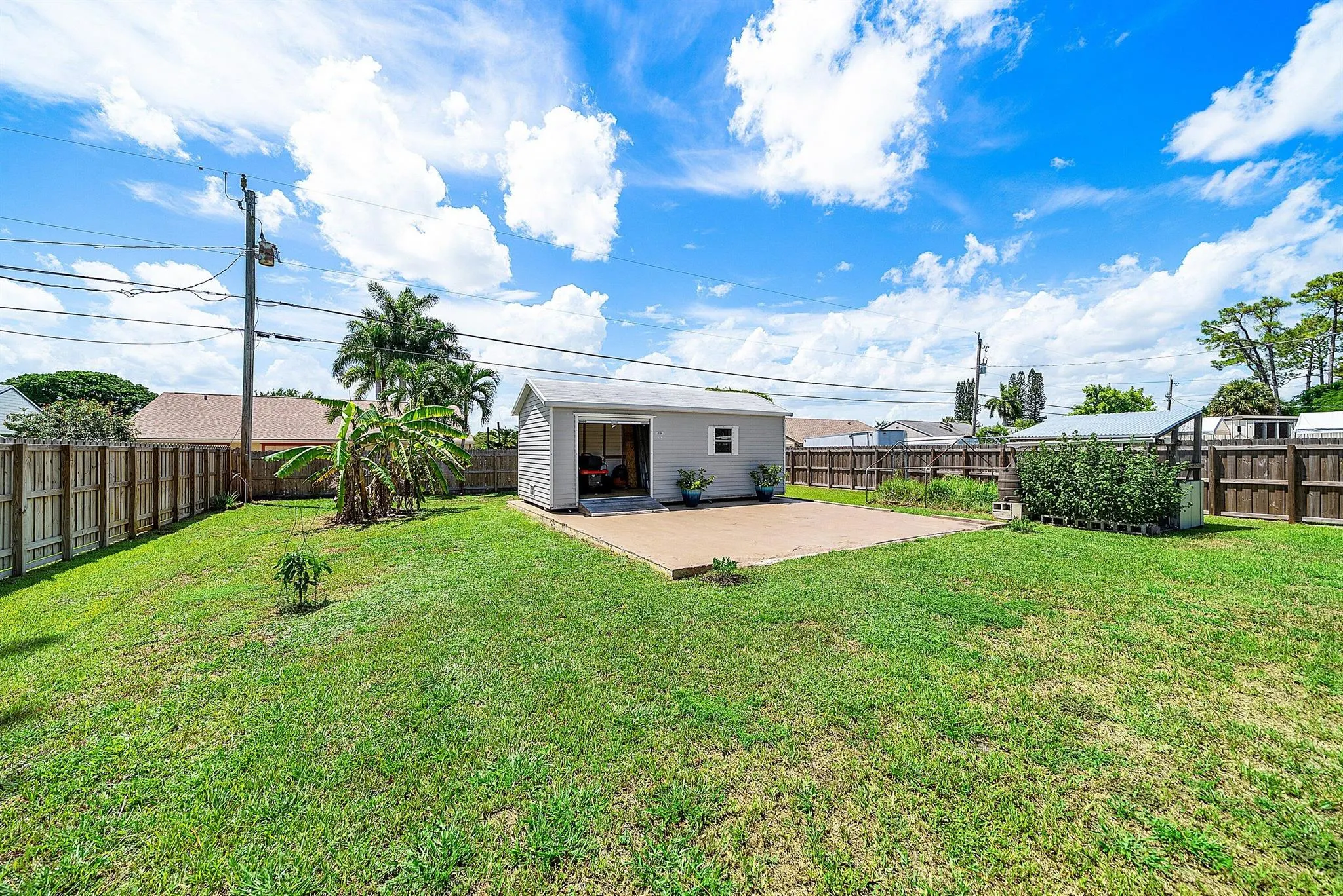 5587 3rd Road