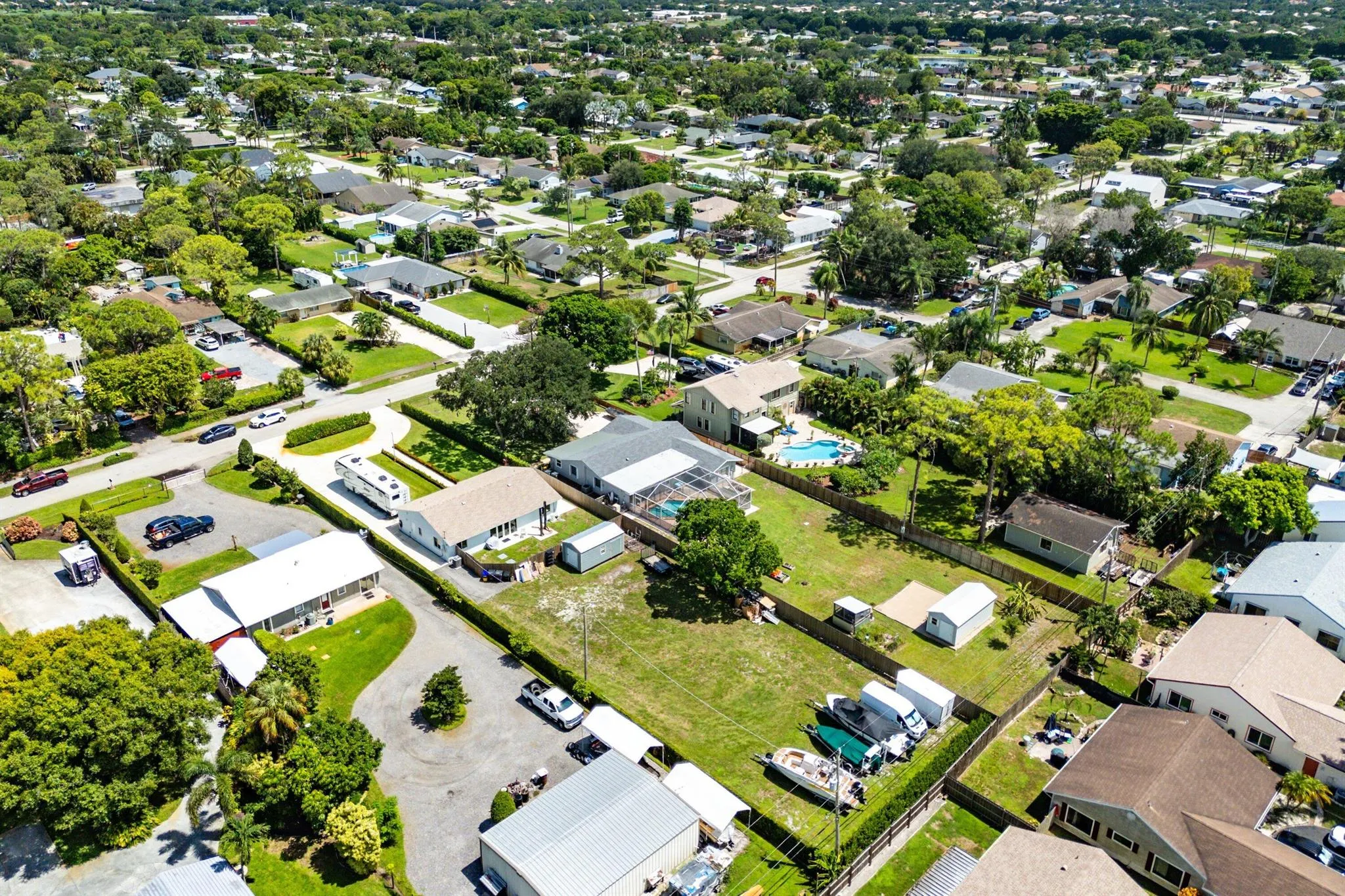 5587 3rd Road
