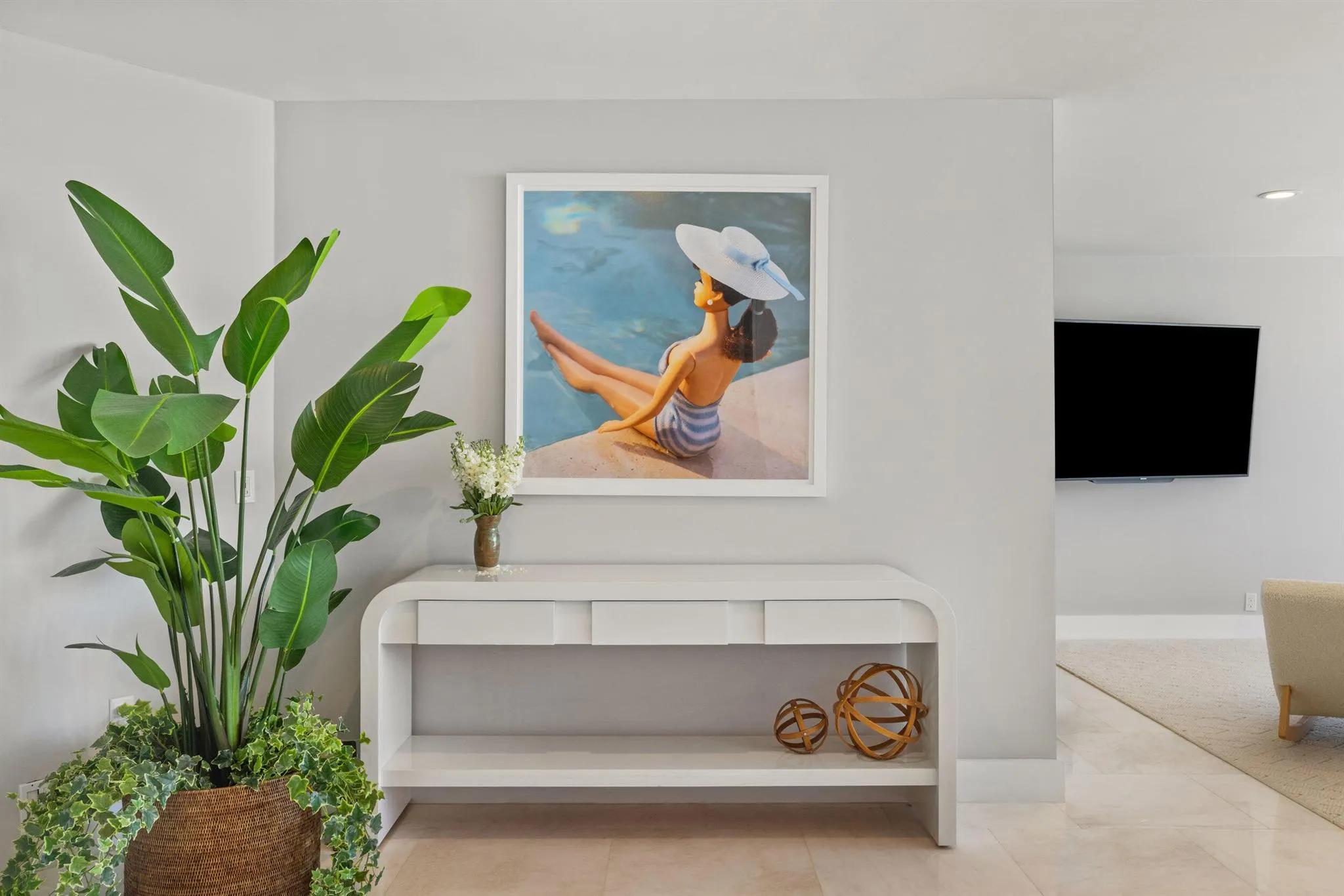 44 Cocoanut Row, #510/511 B