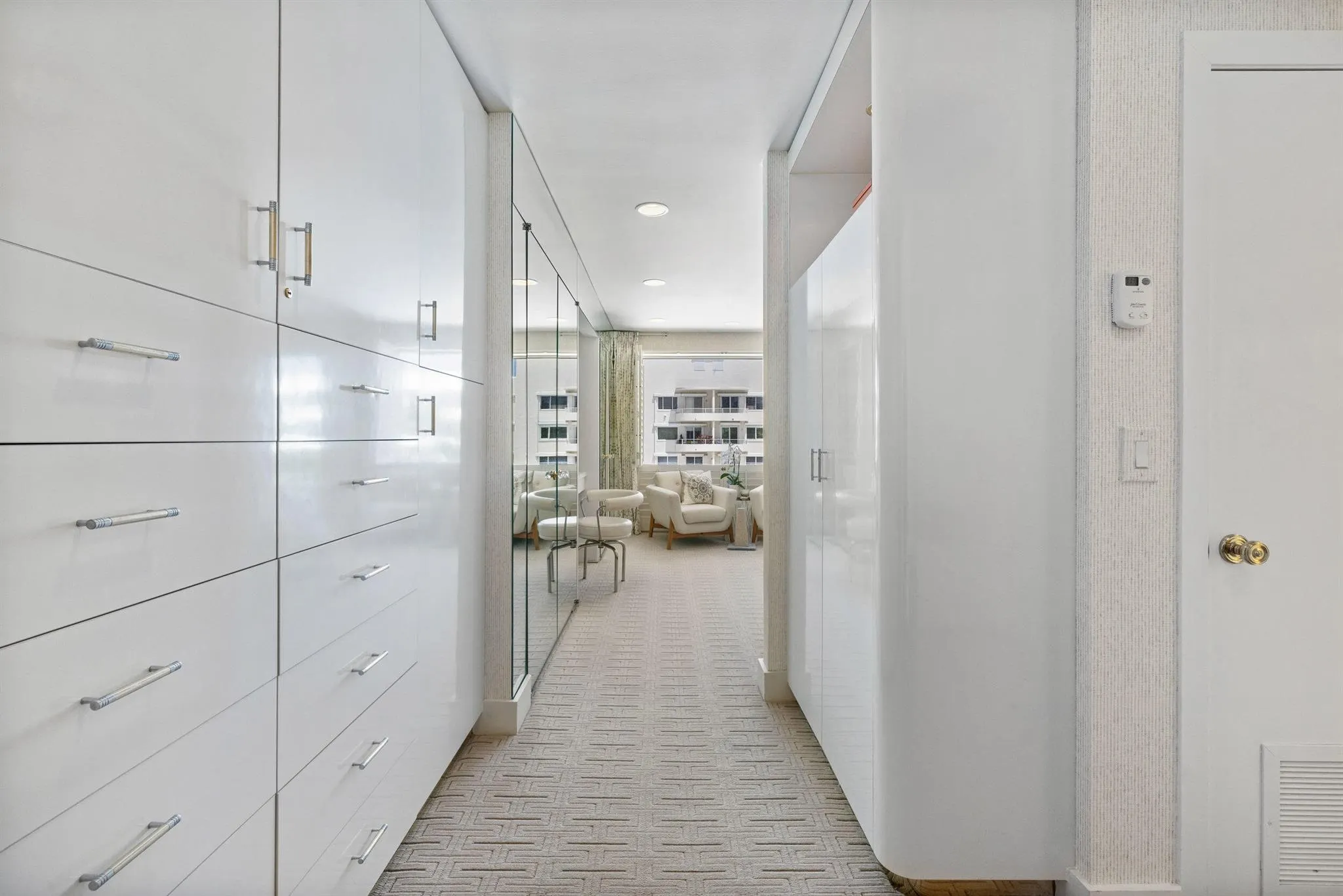 44 Cocoanut Row, #510/511 B