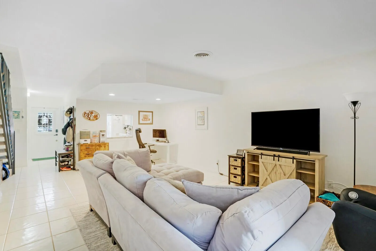 3714 Savoy Lane, #C