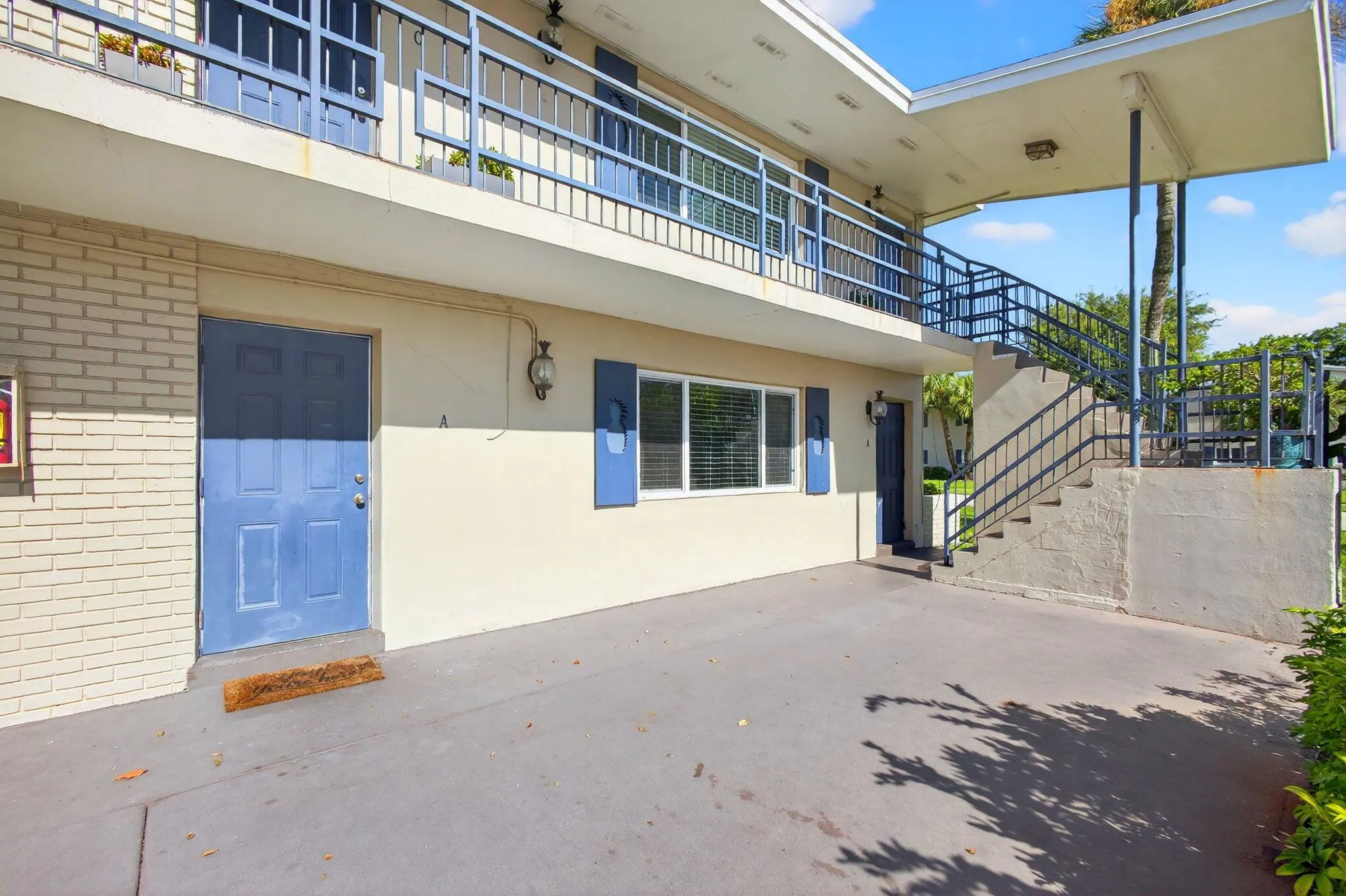 821 Lighthouse Drive, #A