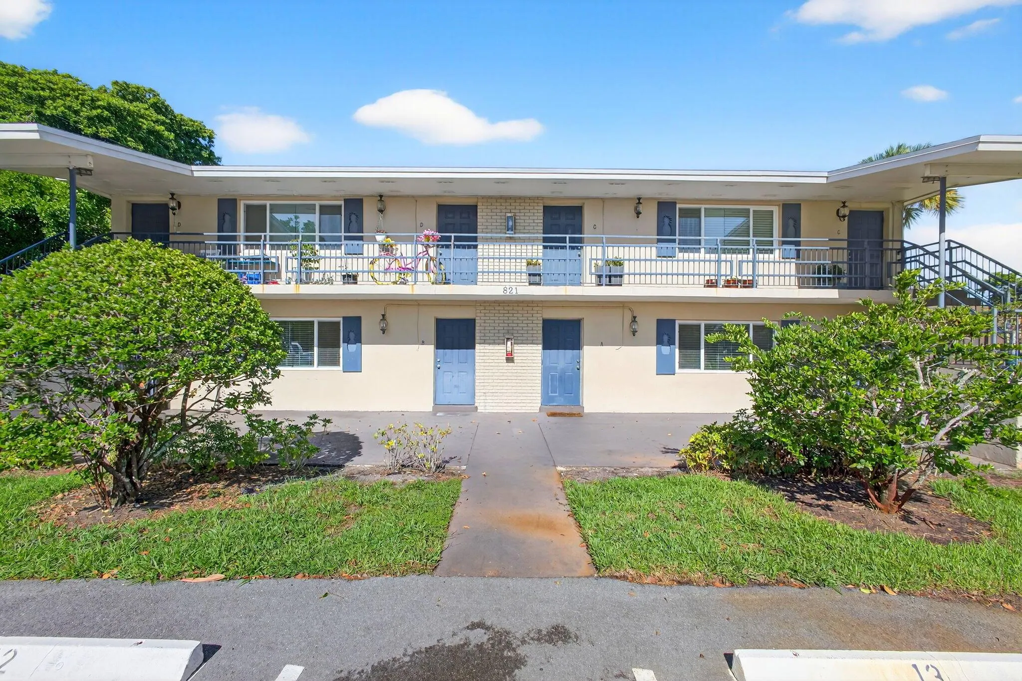 821 Lighthouse Drive, #A
