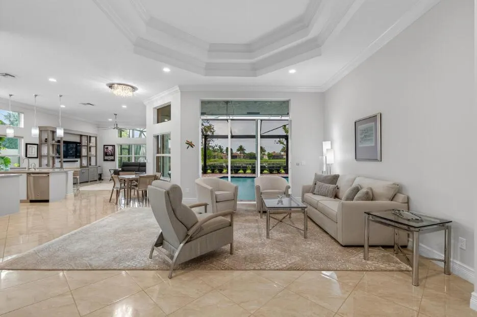 8211 Green Mountain Road