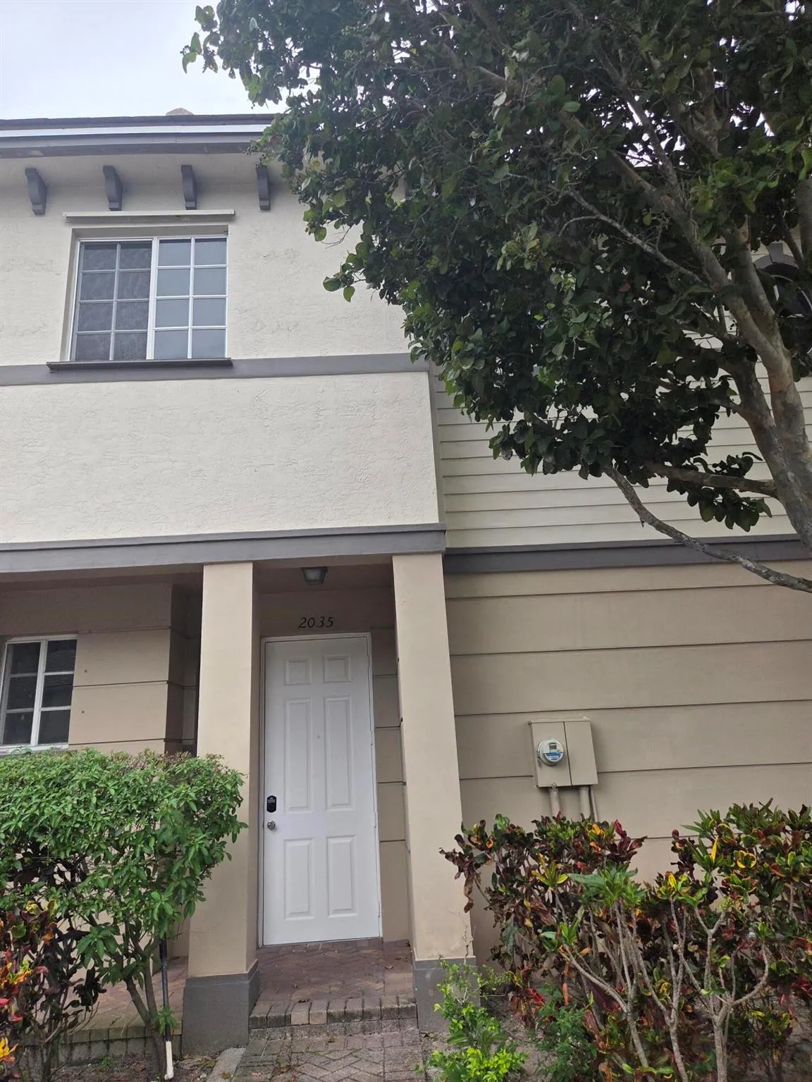 2035 Nassau Drive
