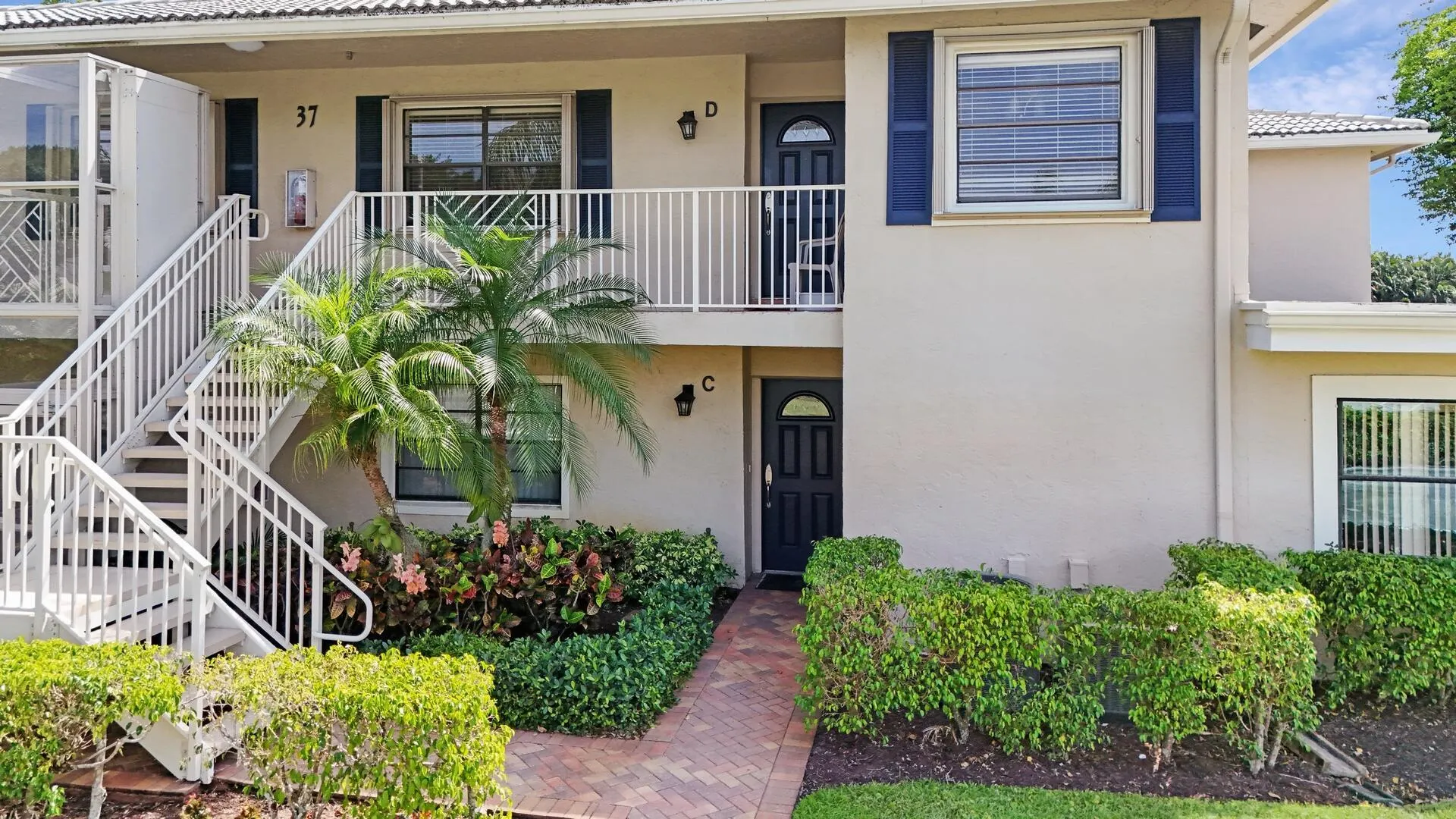 37 Stratford Lane, #C
