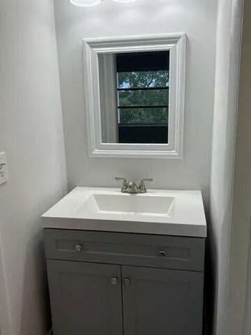 604 NW 13th Street, #31
