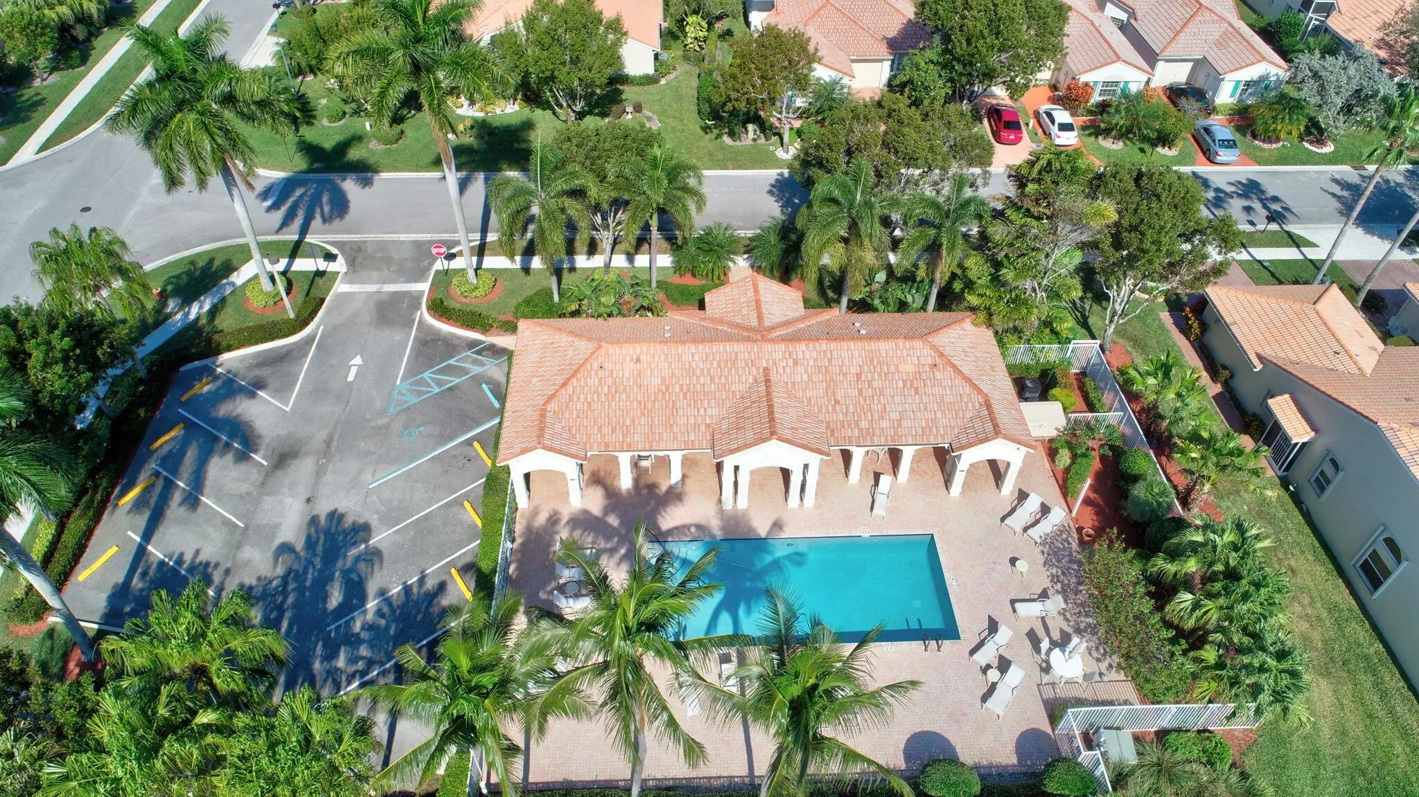 6193 Heliconia Road