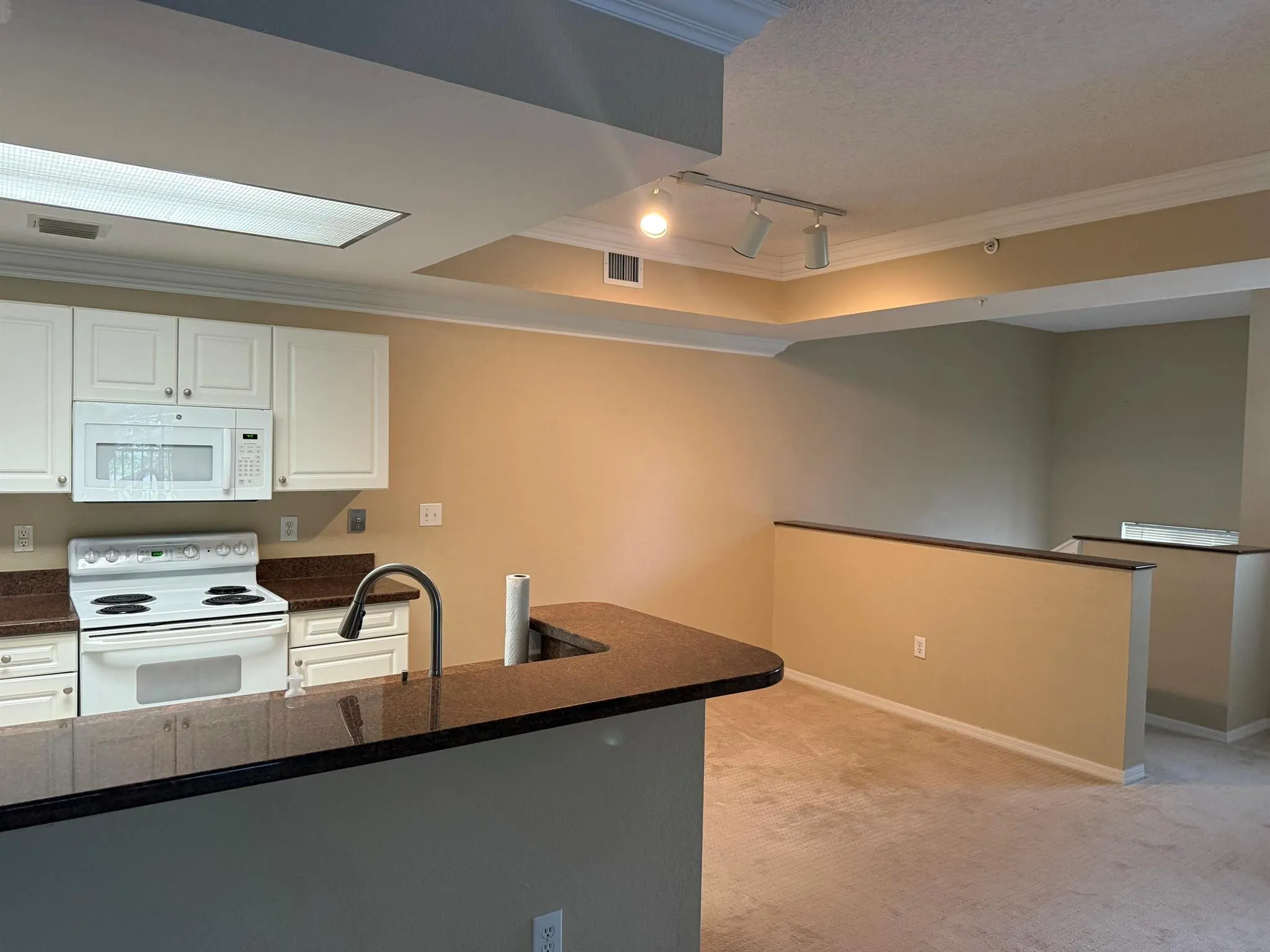 2806 Veronia Drive, #114