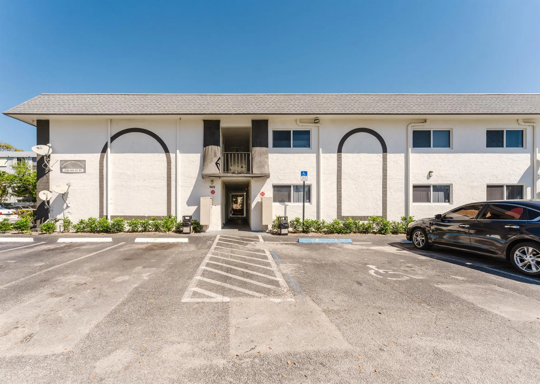 1720 NW 37th Street
