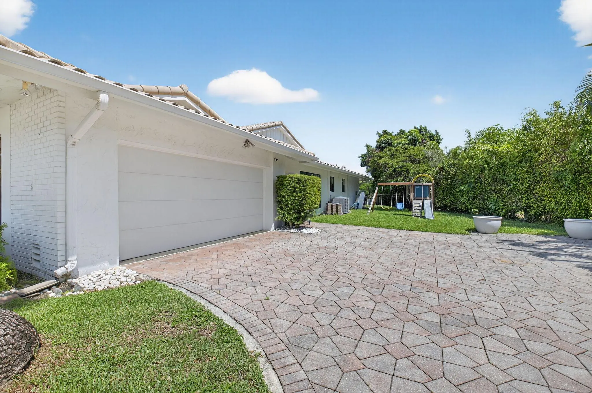 3541 Pine Lake Court