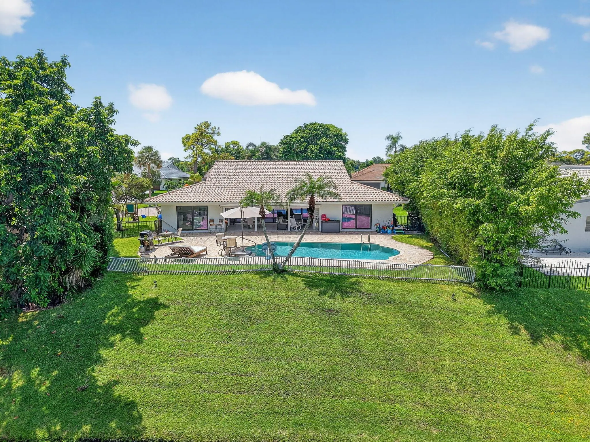 3541 Pine Lake Court