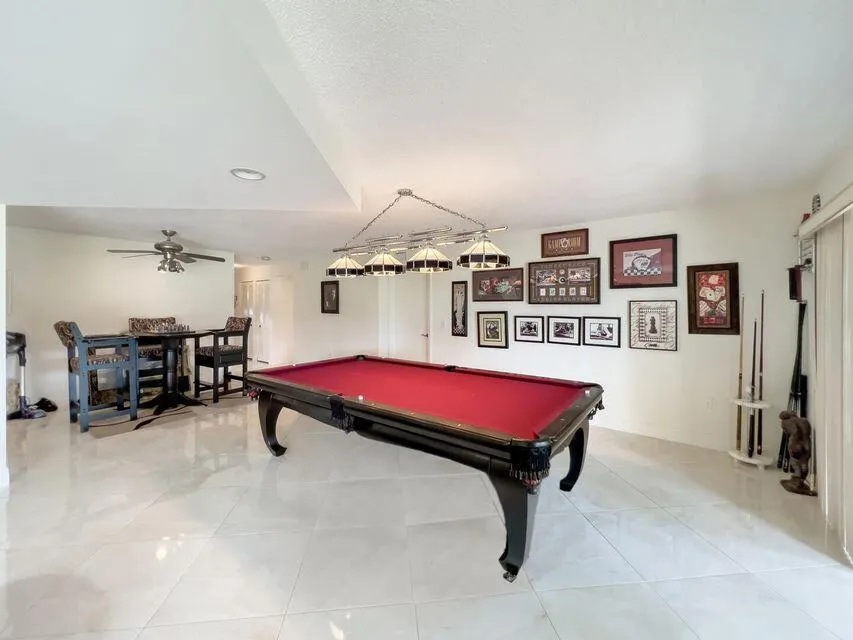 37 Stratford Lane, #C