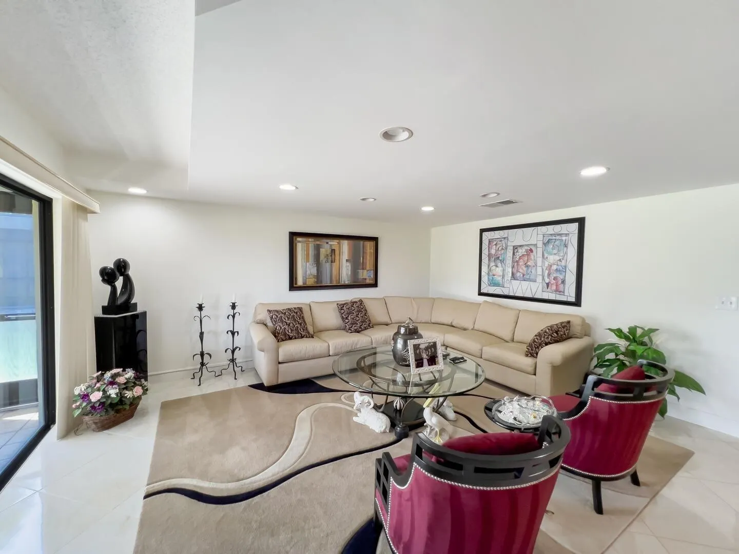 37 Stratford Lane, #C