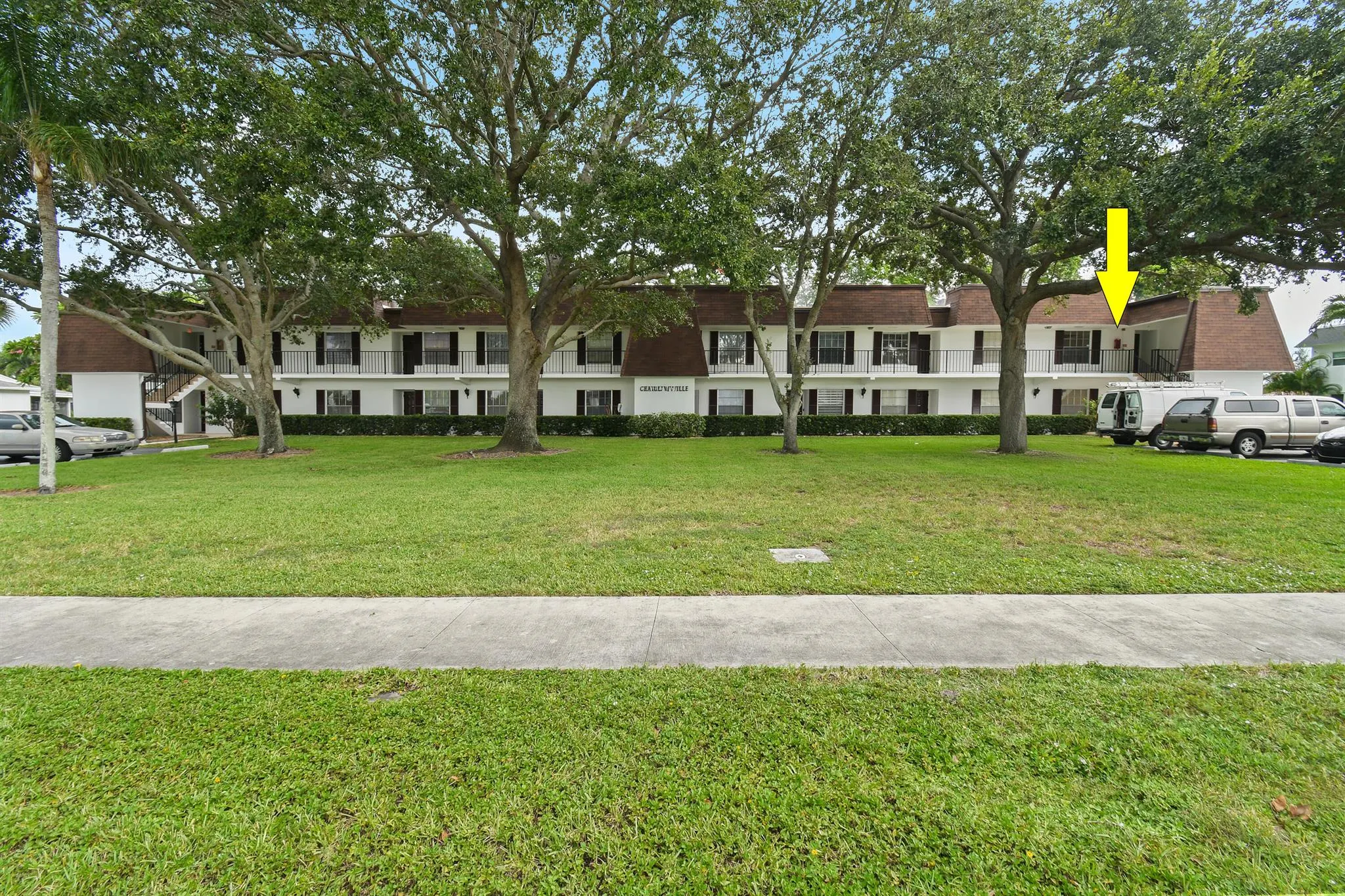 10040 Meridian Way N, #206