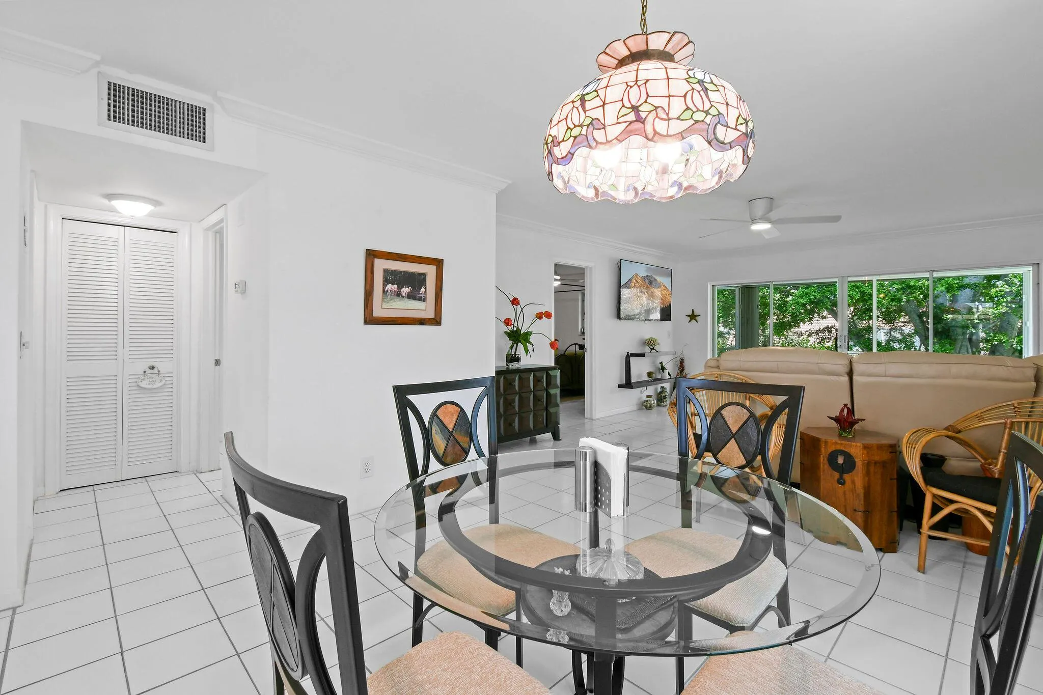 10040 Meridian Way N, #206