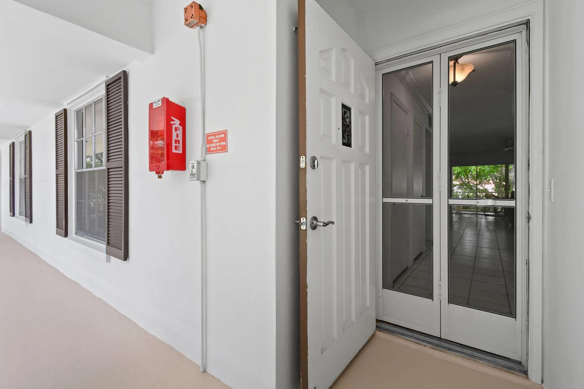 10040 Meridian Way N, #206