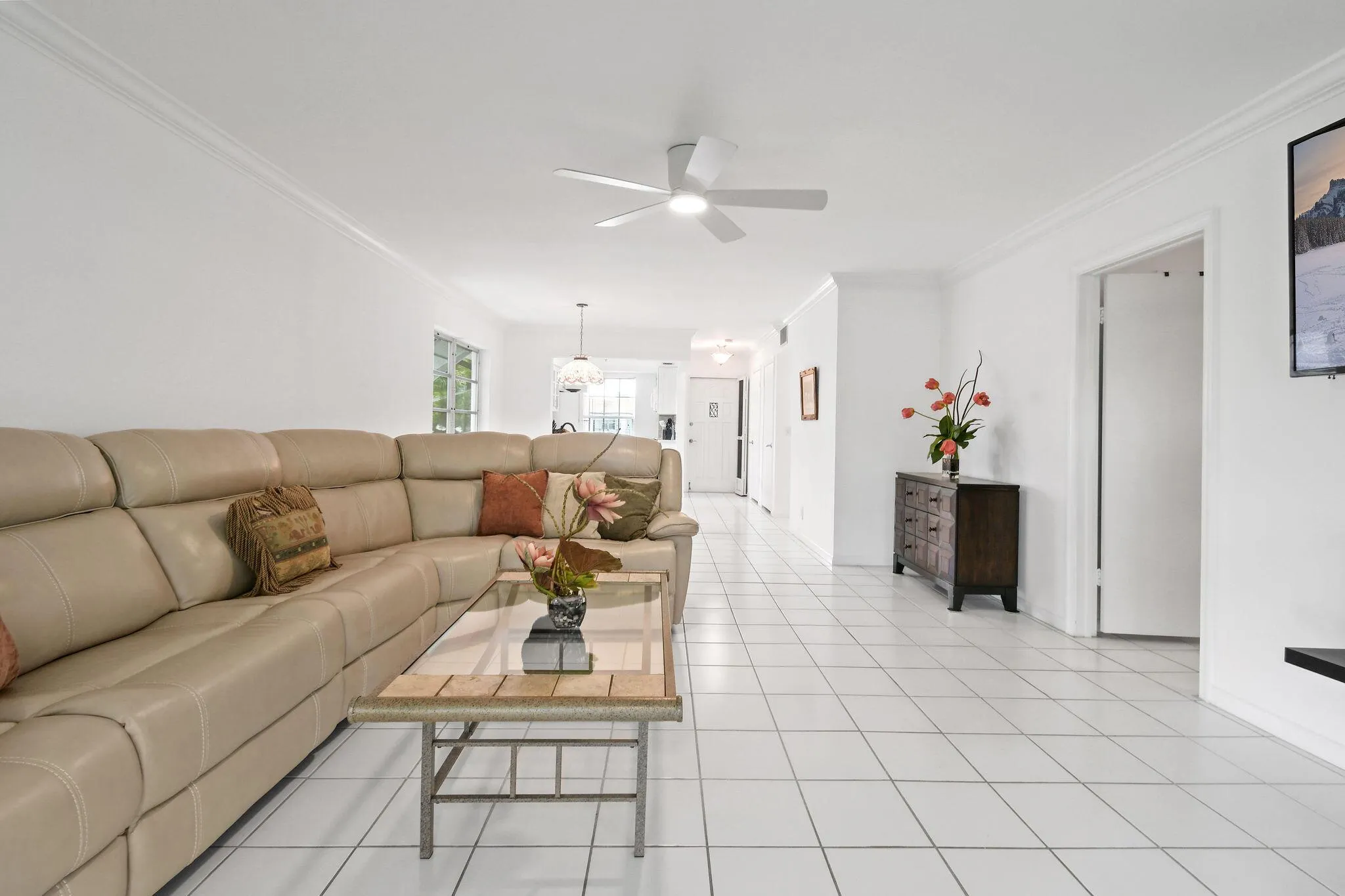10040 Meridian Way N, #206