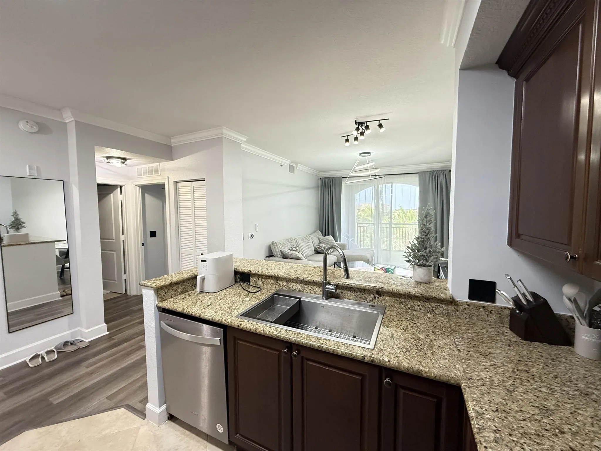 1660 Renaissance Commons Boulevard, #2604