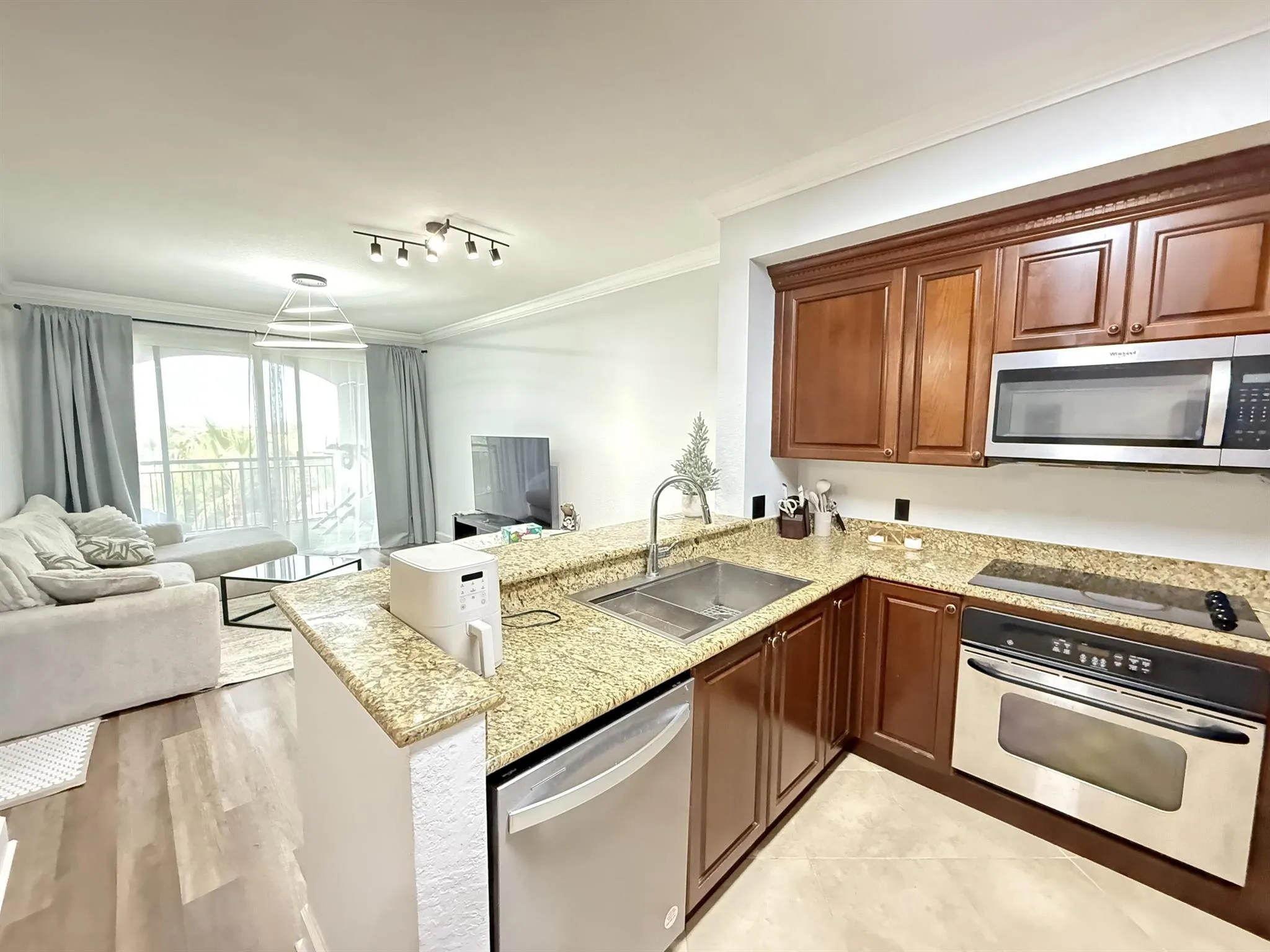 1660 Renaissance Commons Boulevard, #2604