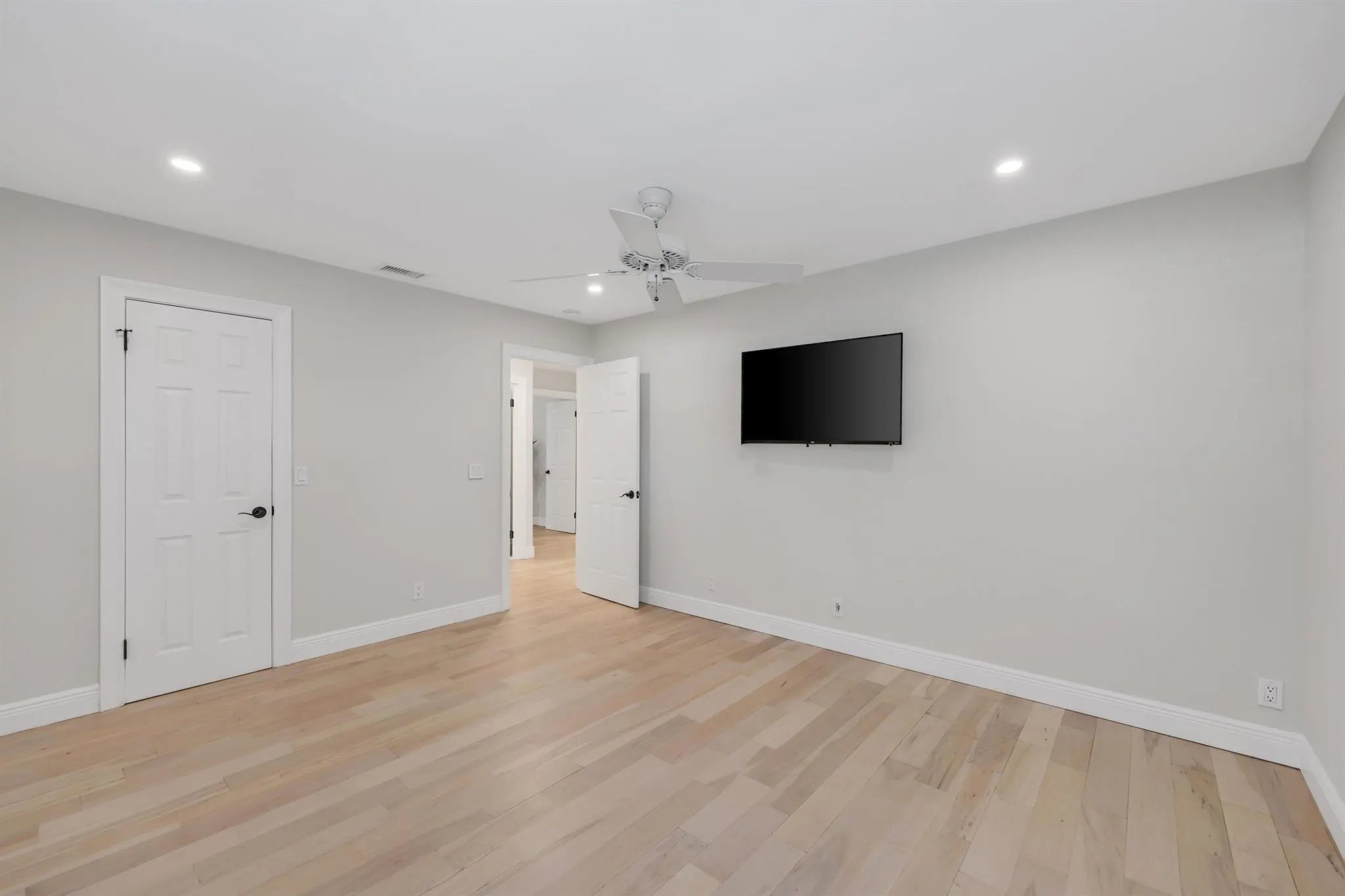 2281 NW 39th Drive