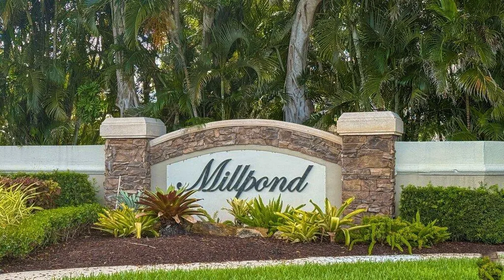 2281 NW 39th Drive