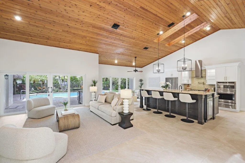 2281 NW 39th Drive