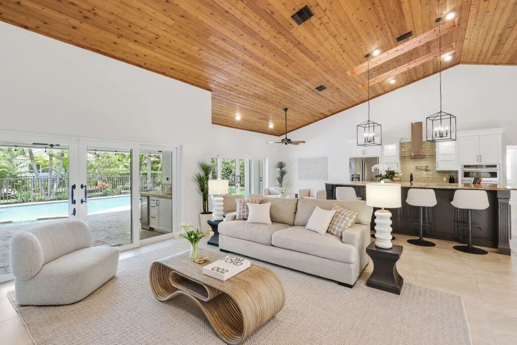 2281 NW 39th Drive