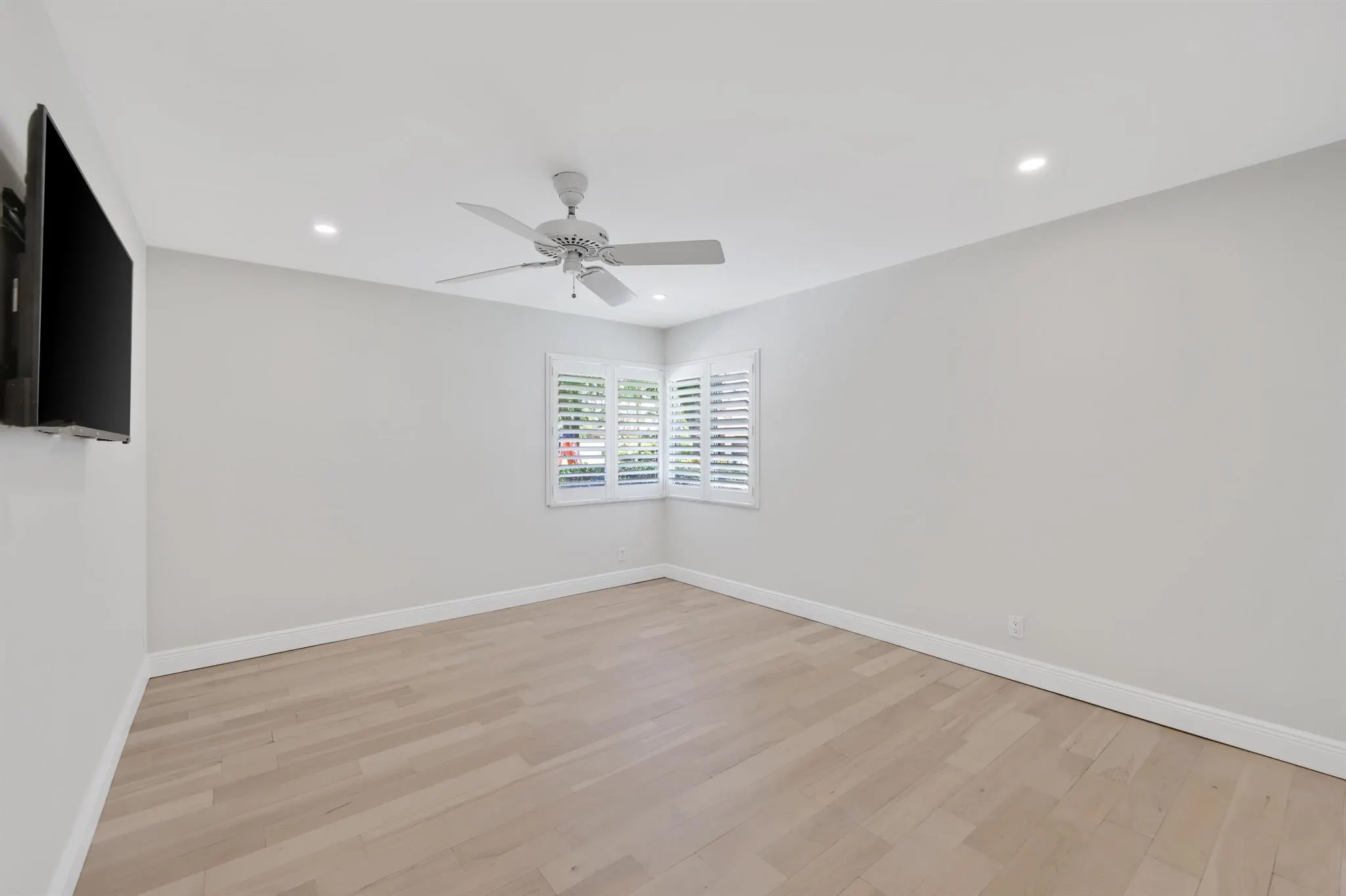 2281 NW 39th Drive