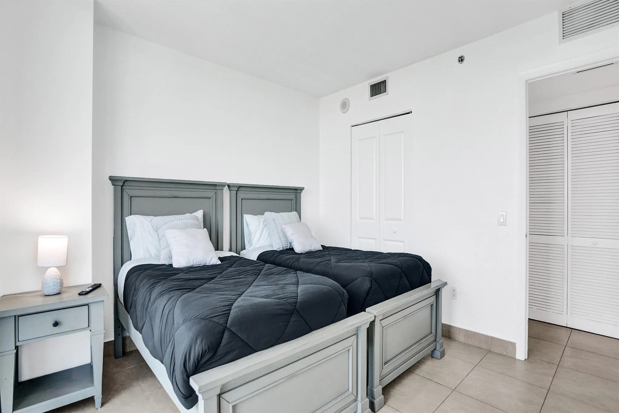 2641 N Flamingo Rd, #2105n