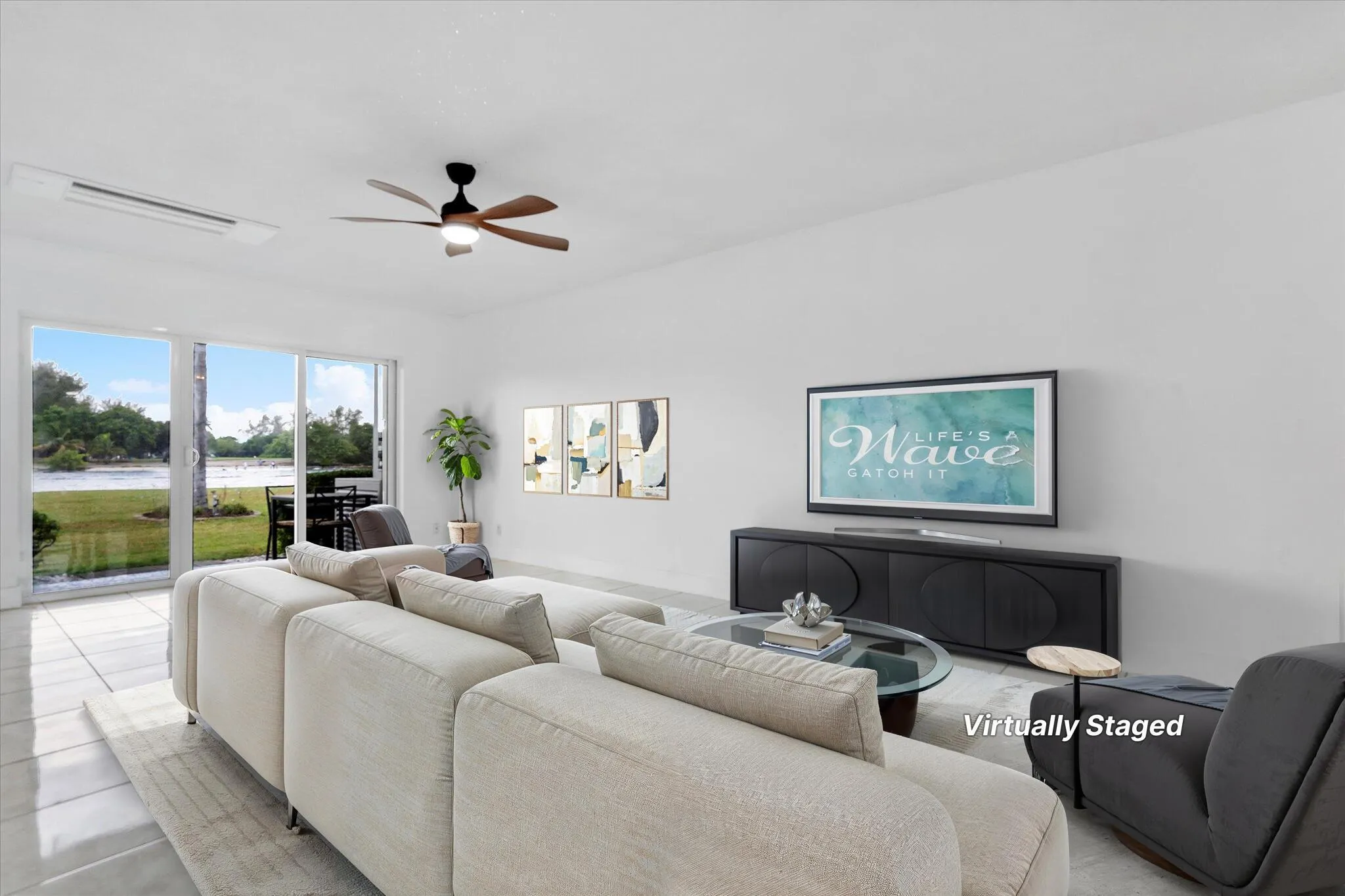 1001 N Riverside Drive, #104