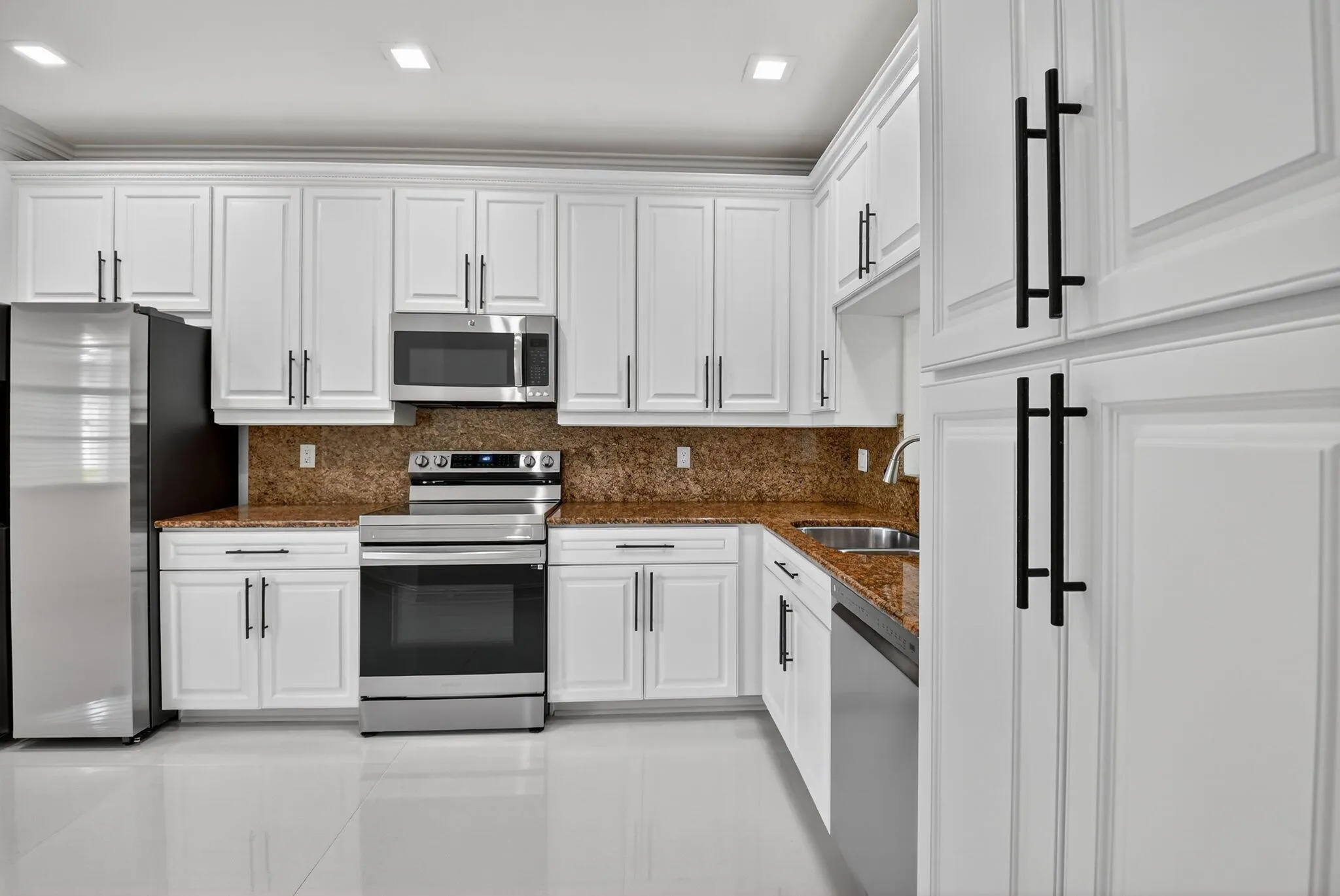 16081 Poppyseed Circle, #2102