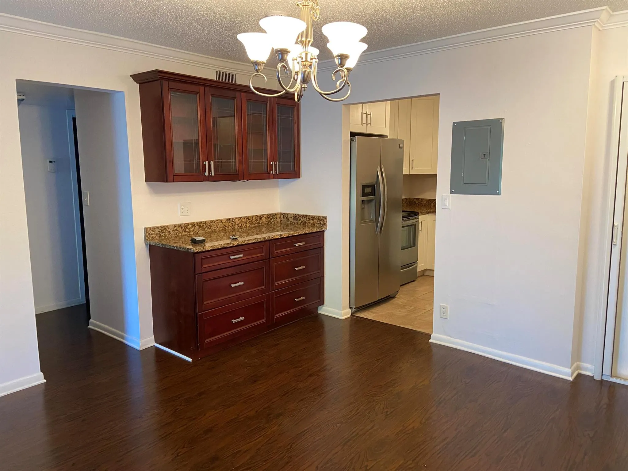 300 Waterway Drive S, #105