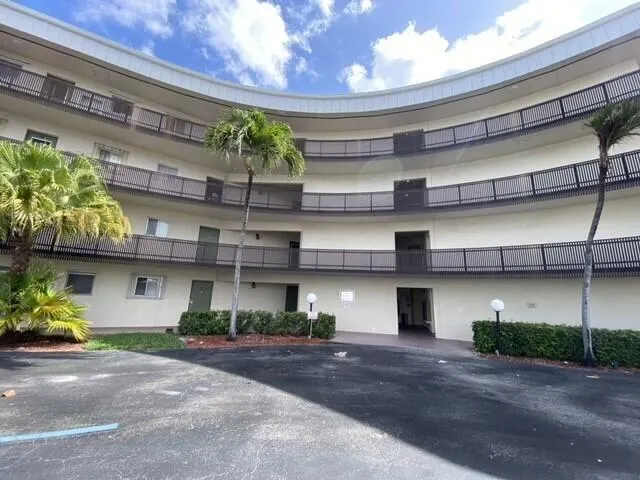 300 Waterway Drive S, #105