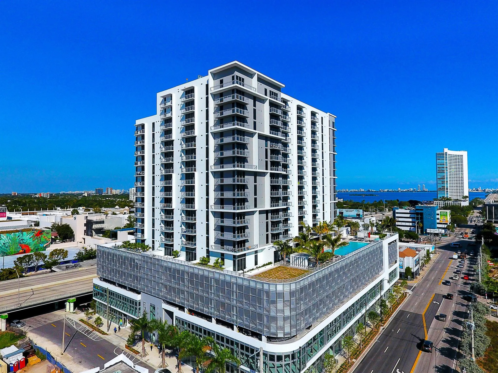 3635 NE 1st Avenue, #801