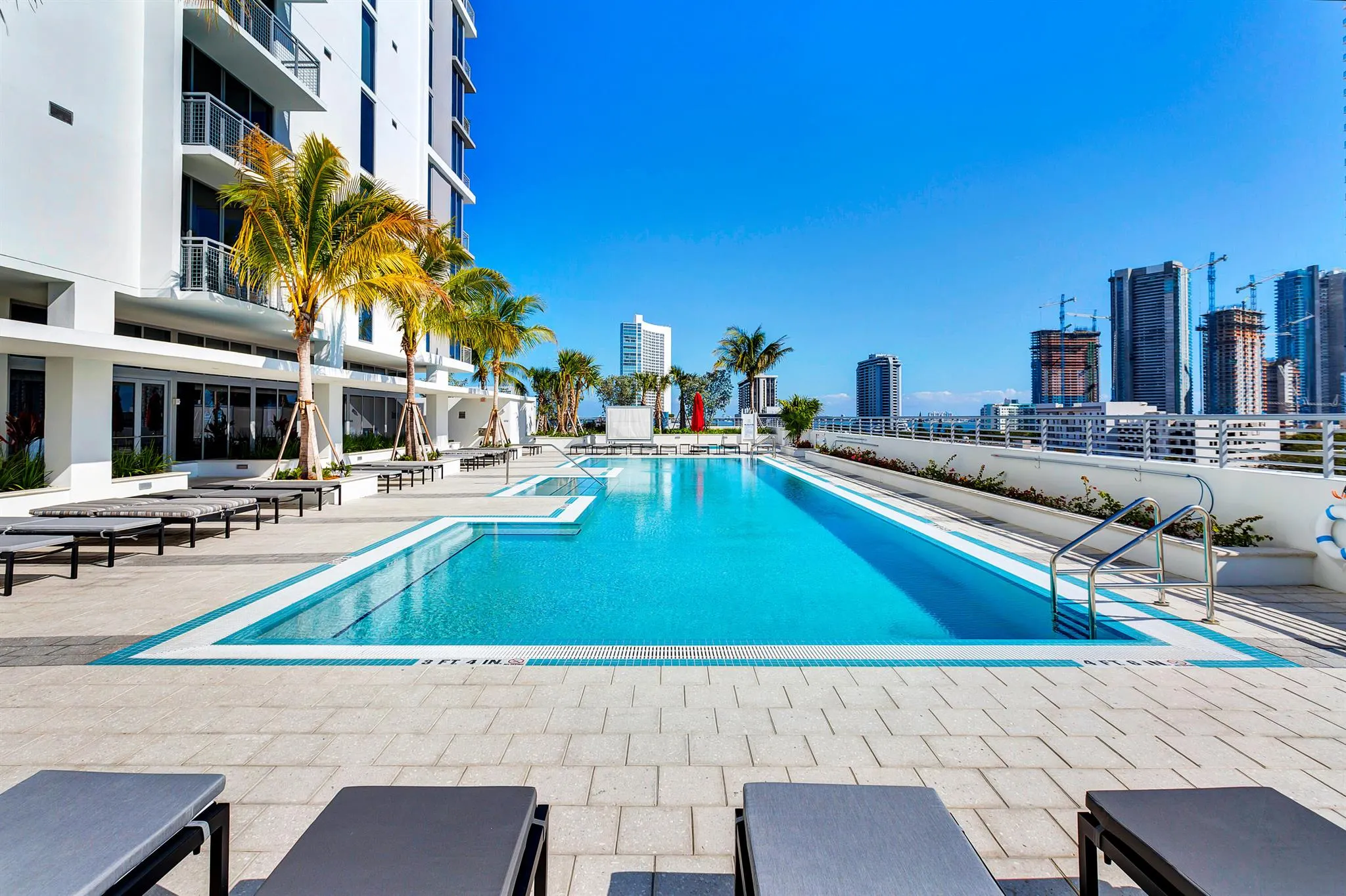 3635 NE 1st Avenue, #801