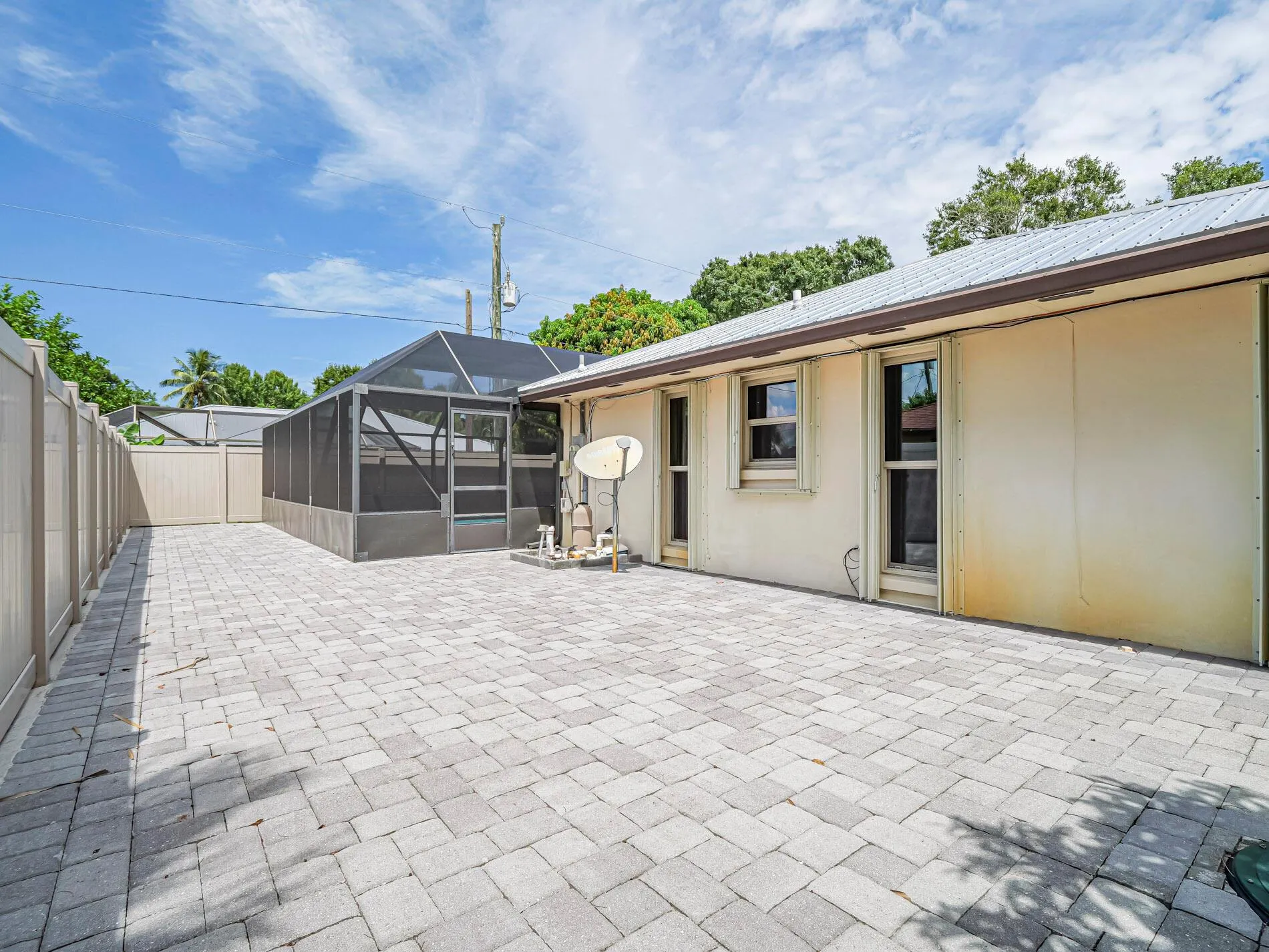 1466 5th Street