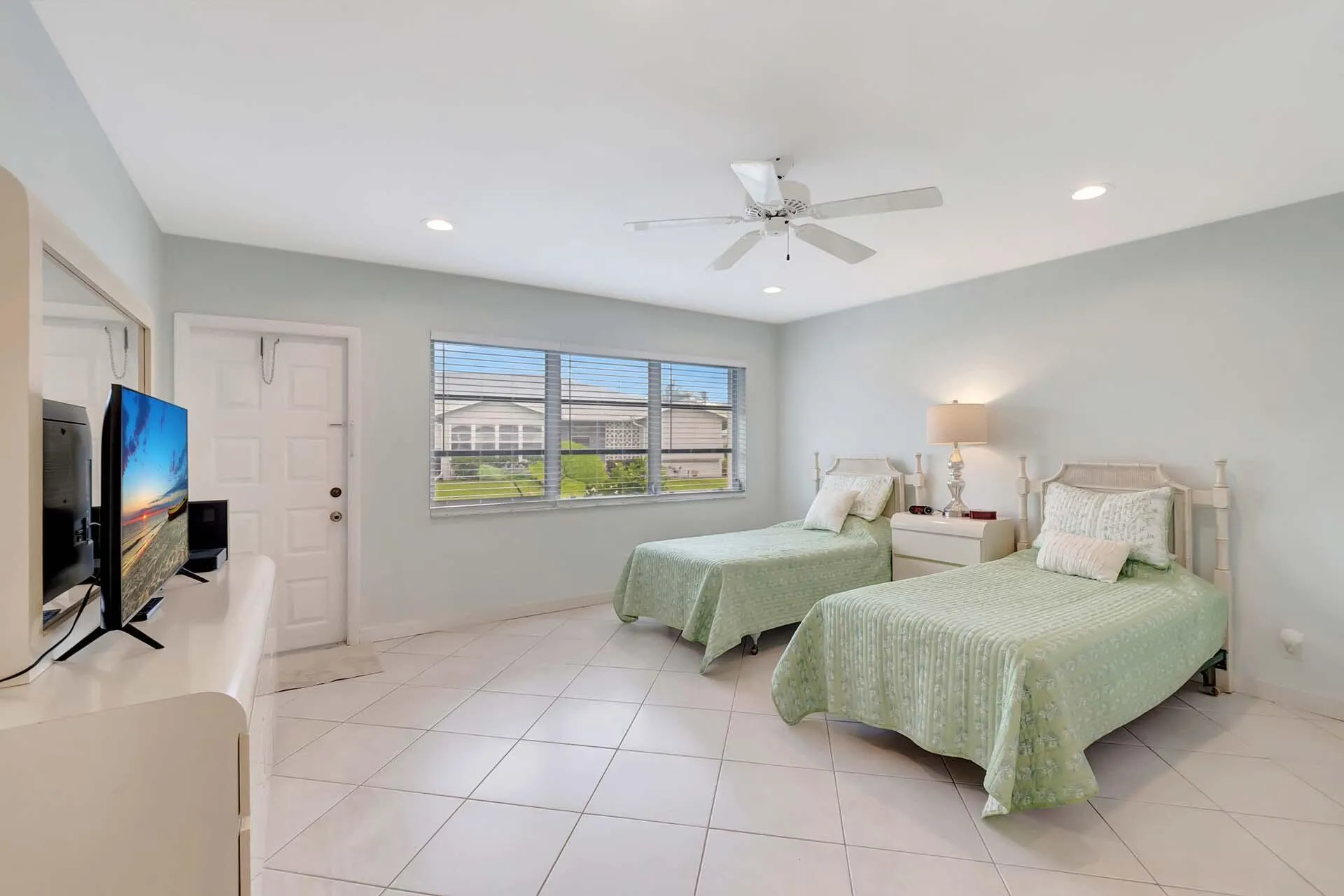 14716 Canalview Drive, #C