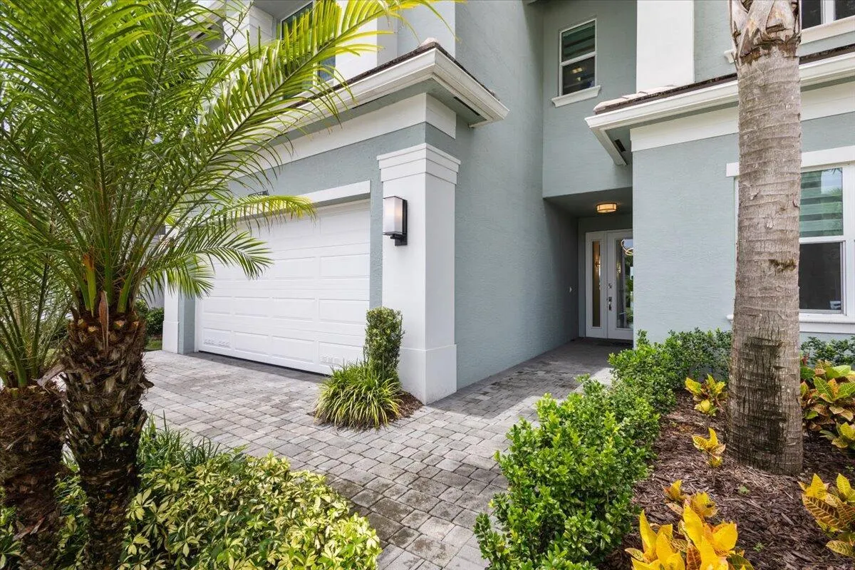 15377 Green River Court