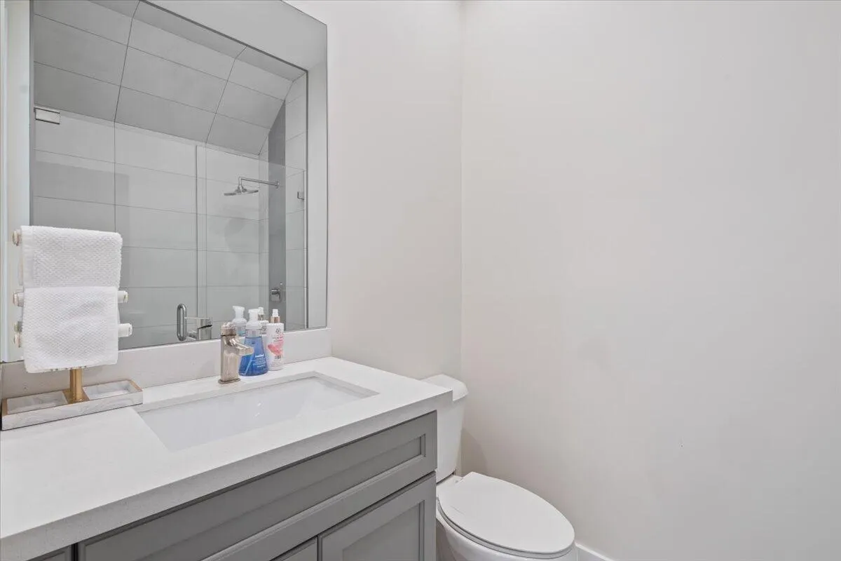 15377 Green River Court